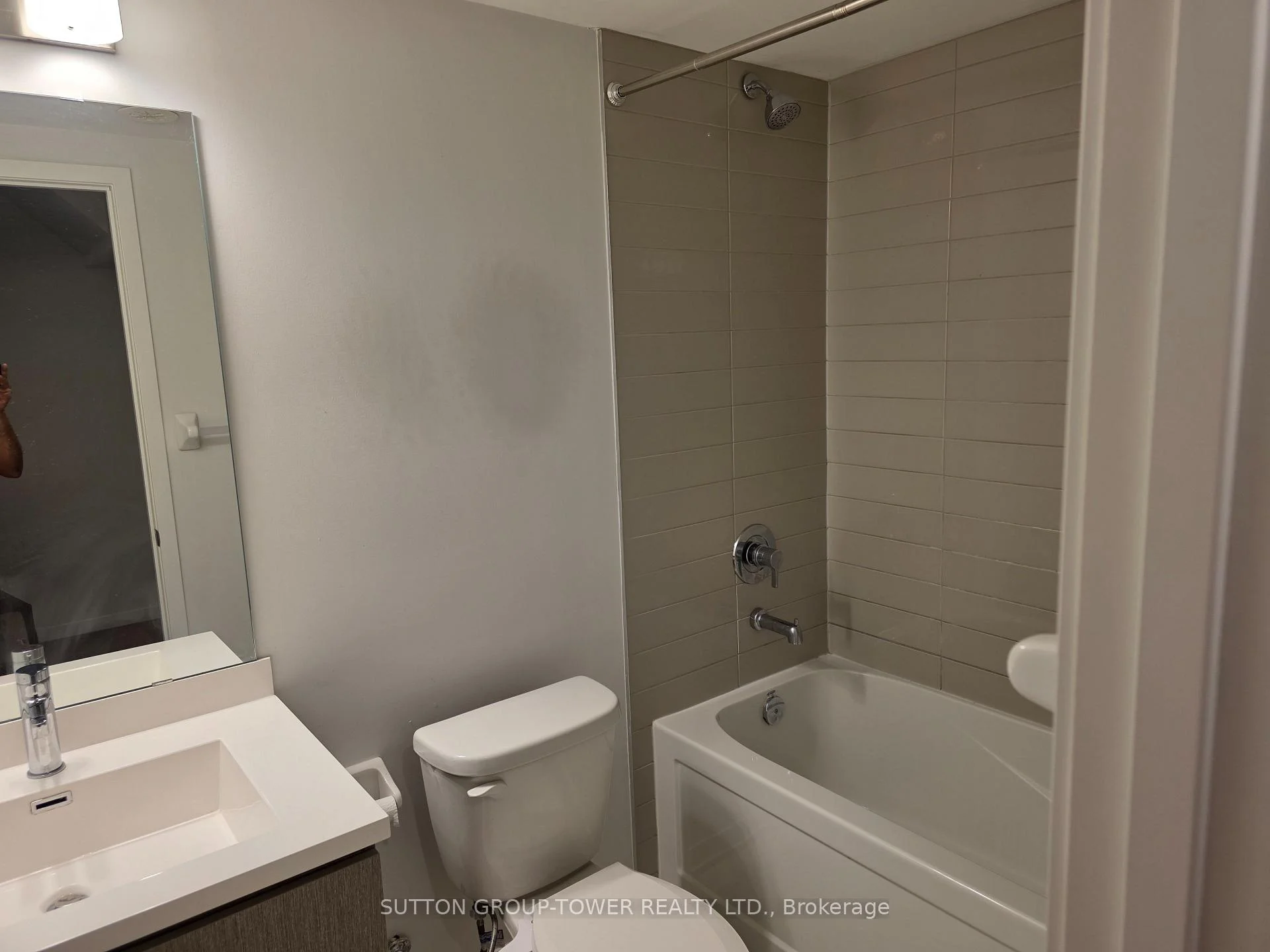 Photo 35 of Unit 157, 225 Birmingham Street, Etobicoke, New Toronto — HOMEH