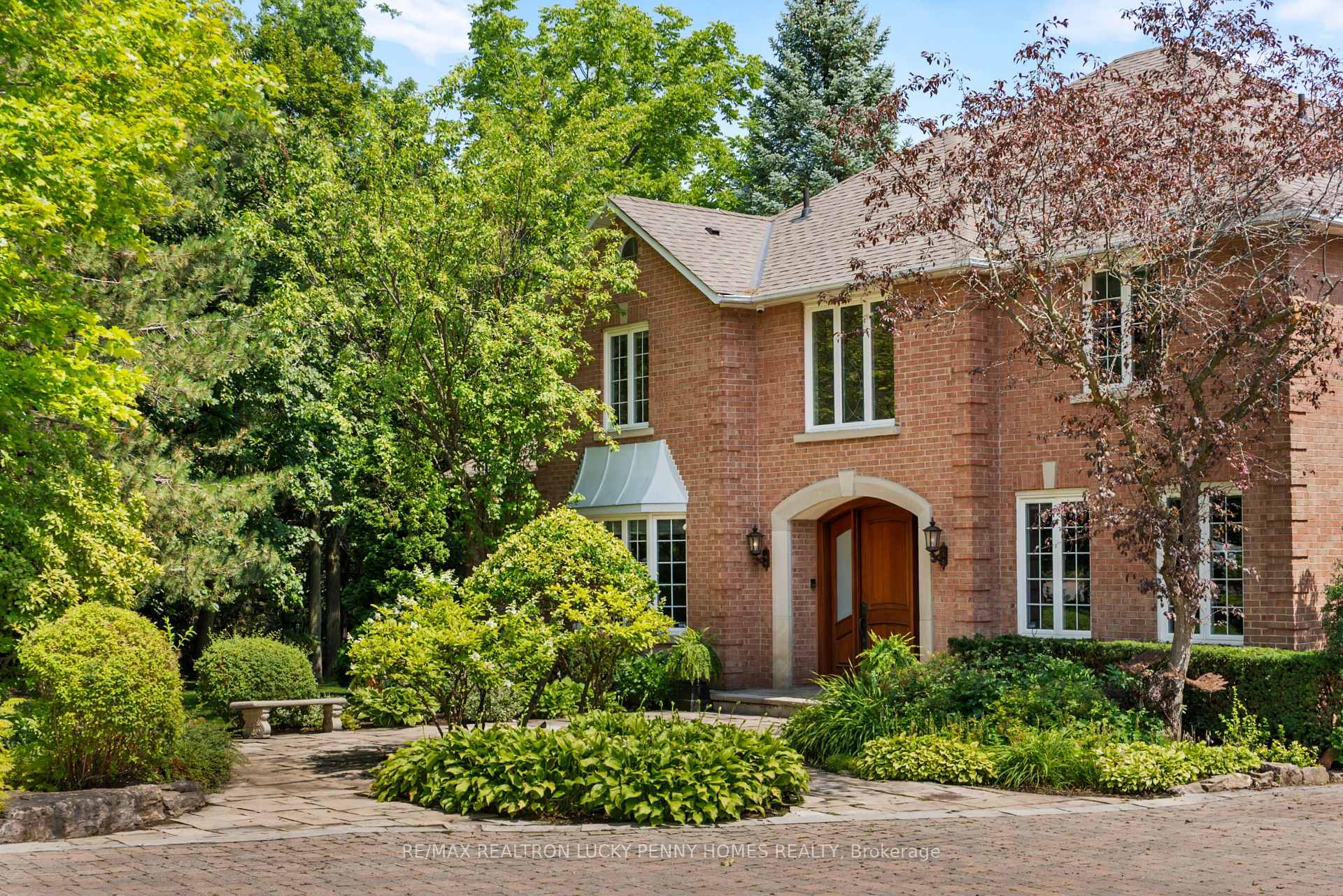 Photo 2 of 27 Glenridge Drive, Markham, Devil's Elbow — HOMEH