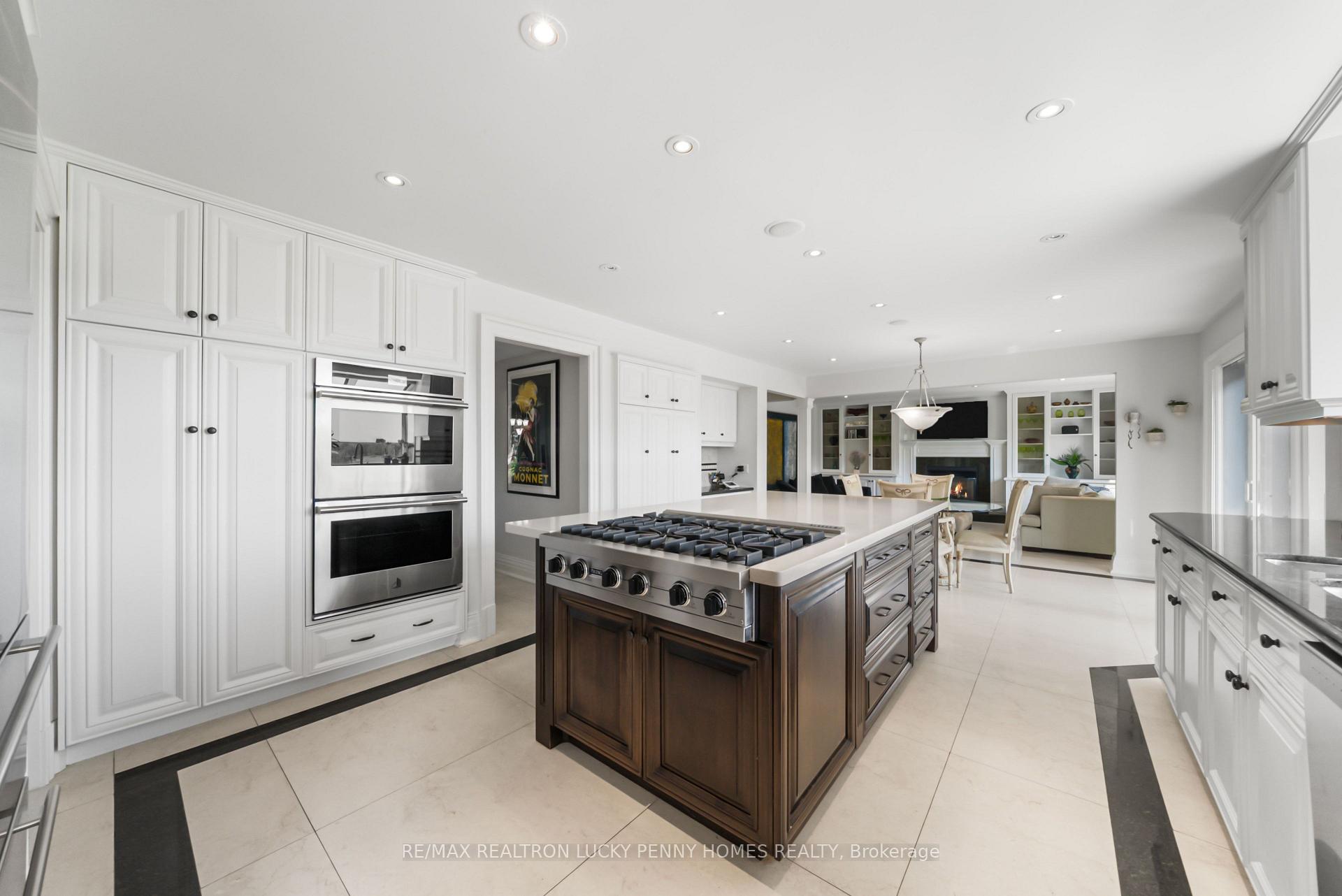 Photo 14 of 27 Glenridge Drive, Markham, Devil's Elbow — HOMEH