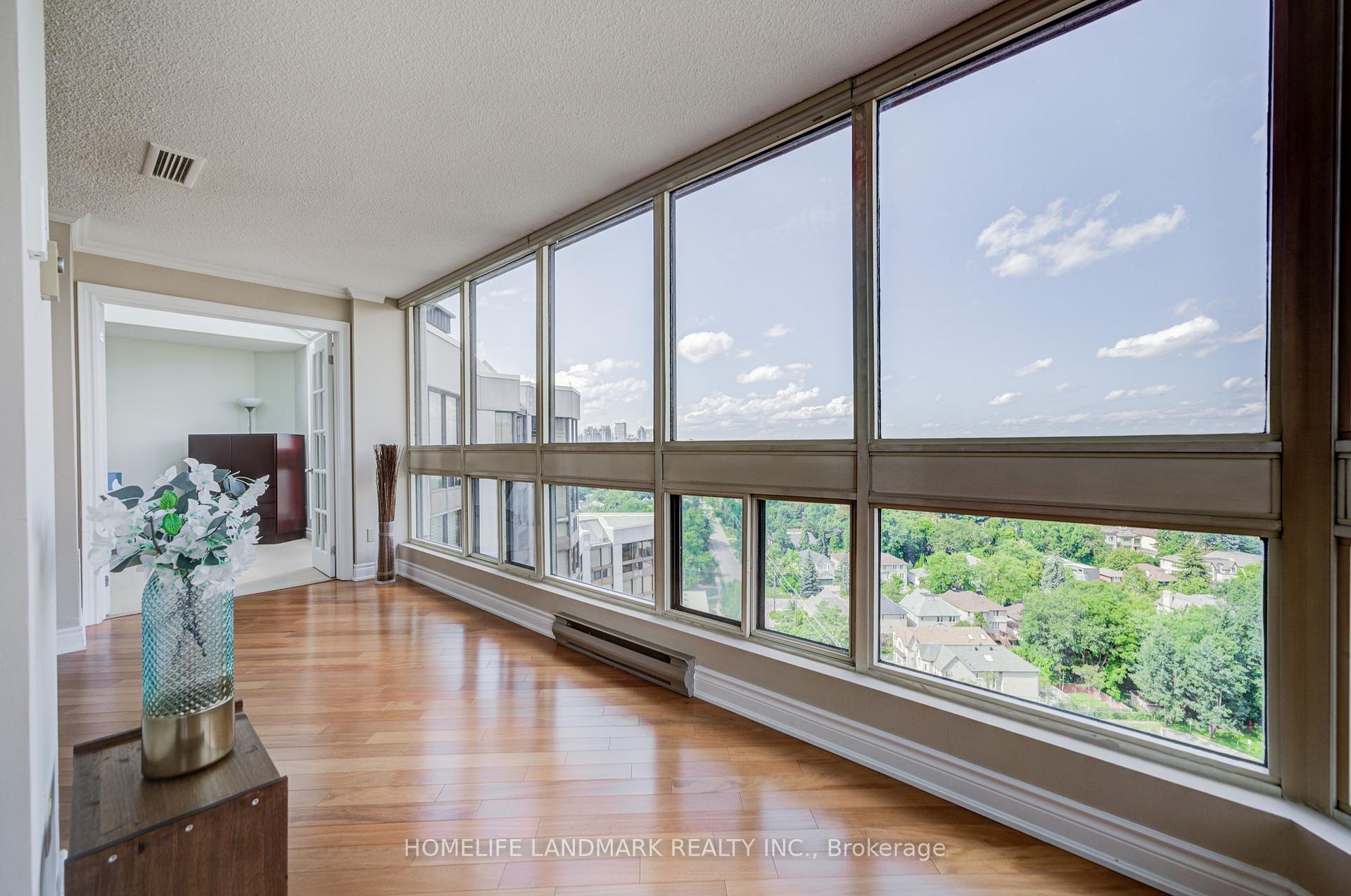 Photo 11 of Unit PH 05, 10 Kenneth Avenue, North York, Willowdale East — HOMEH