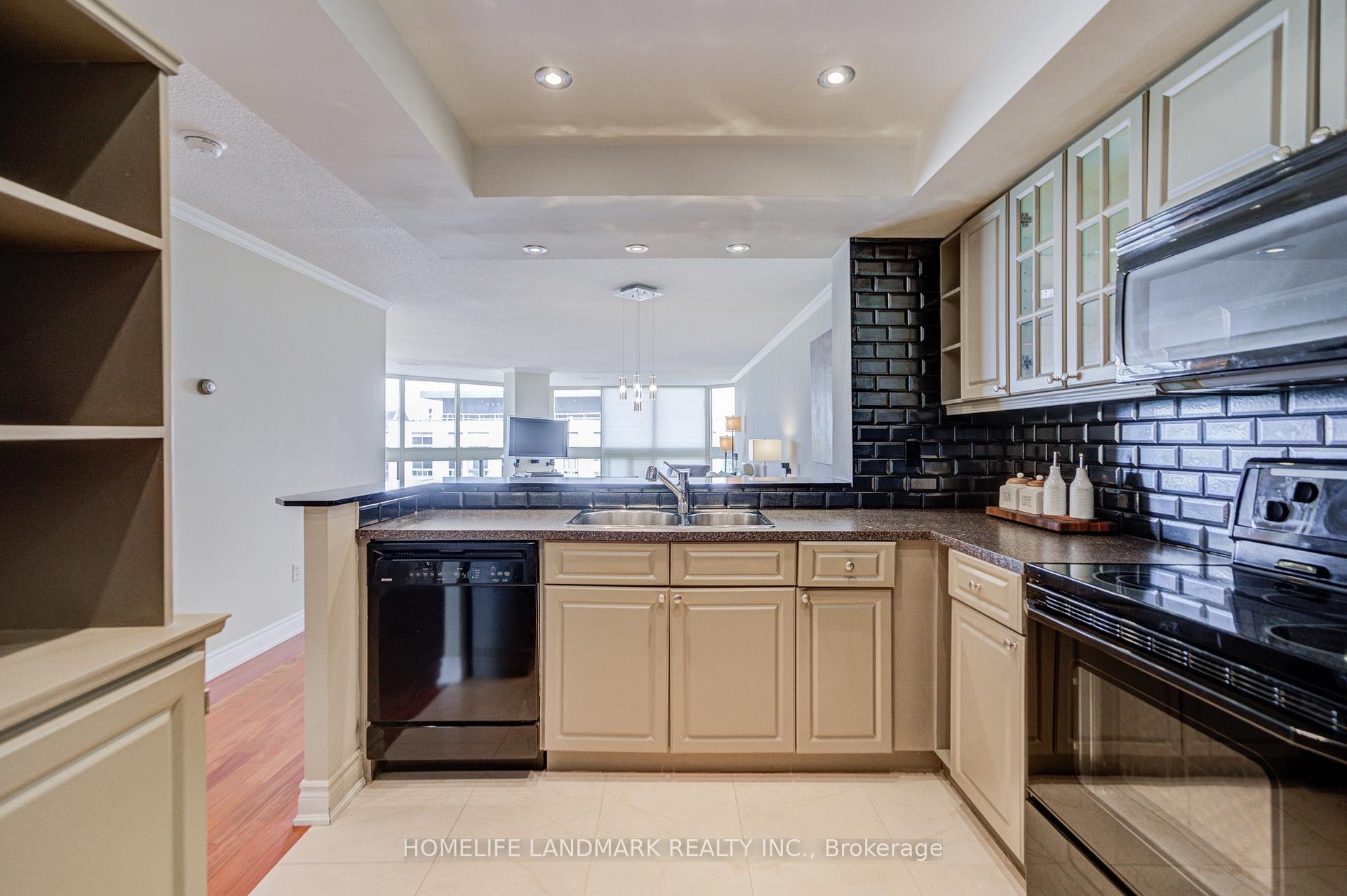 Photo 22 of Unit PH 05, 10 Kenneth Avenue, North York, Willowdale East — HOMEH