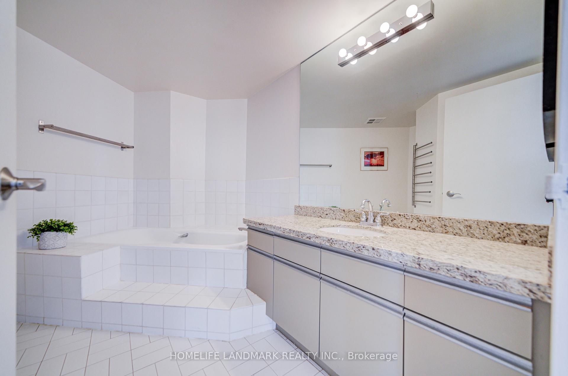 Photo 27 of Unit PH 05, 10 Kenneth Avenue, North York, Willowdale East — HOMEH