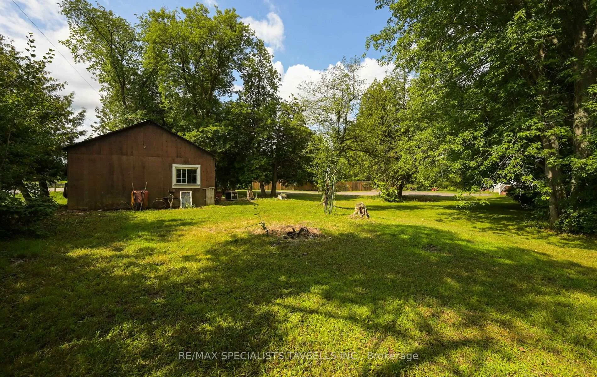 Photo 24 of 2424 Olde Base Line Road, Caledon, Rural Caledon — HOMEH