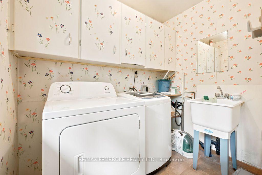 Photo 25 of 20 Meadowbrook Drive, Laurentian Valley, Laurentian Valley — HOMEH