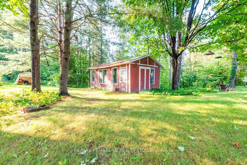 Photo 35 of 20 Meadowbrook Drive, Laurentian Valley, Laurentian Valley — HOMEH