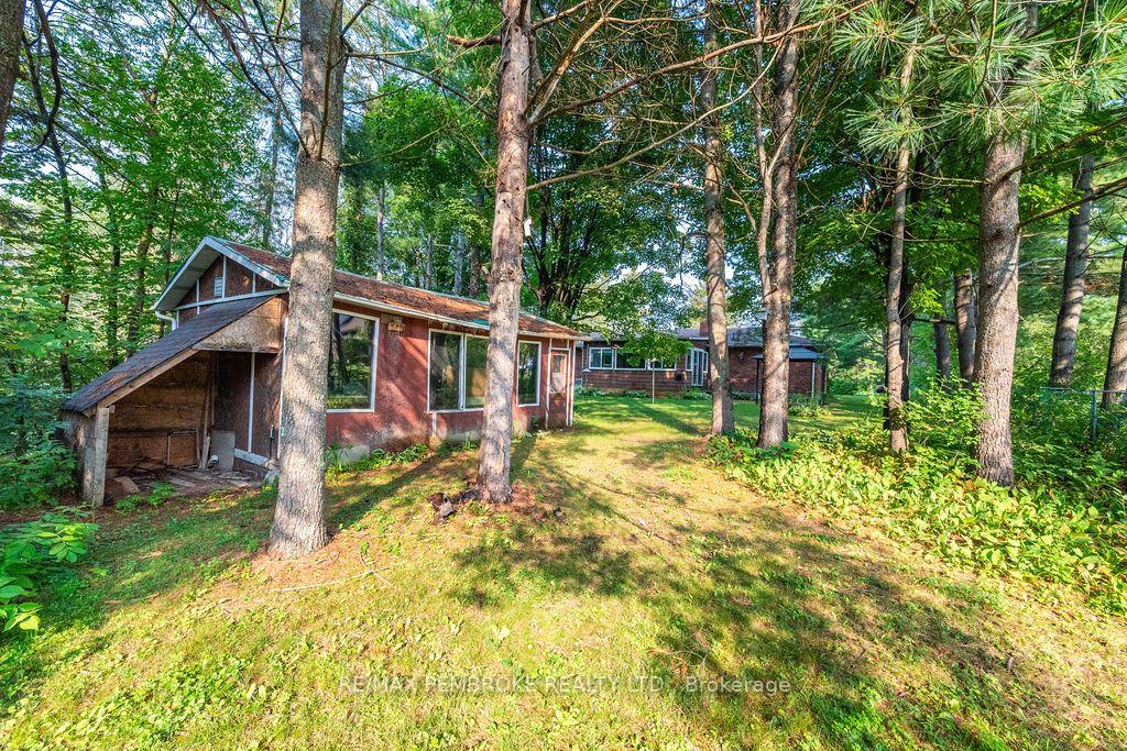 Photo 37 of 20 Meadowbrook Drive, Laurentian Valley, Laurentian Valley — HOMEH