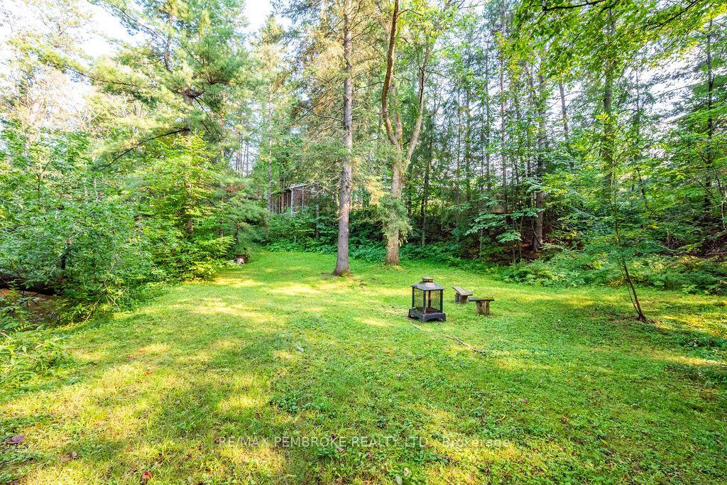 Photo 40 of 20 Meadowbrook Drive, Laurentian Valley, Laurentian Valley — HOMEH