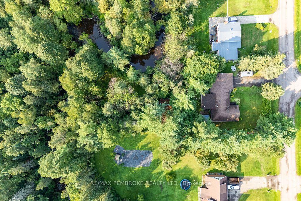 Photo 44 of 20 Meadowbrook Drive, Laurentian Valley, Laurentian Valley — HOMEH