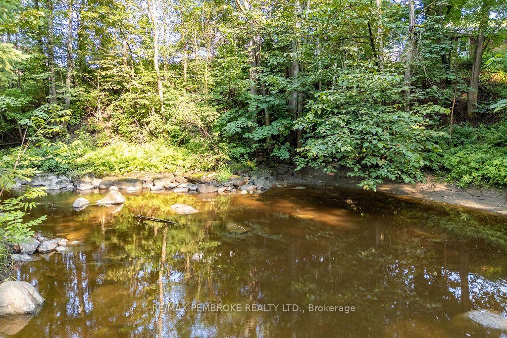 Photo 48 of 20 Meadowbrook Drive, Laurentian Valley, Laurentian Valley — HOMEH