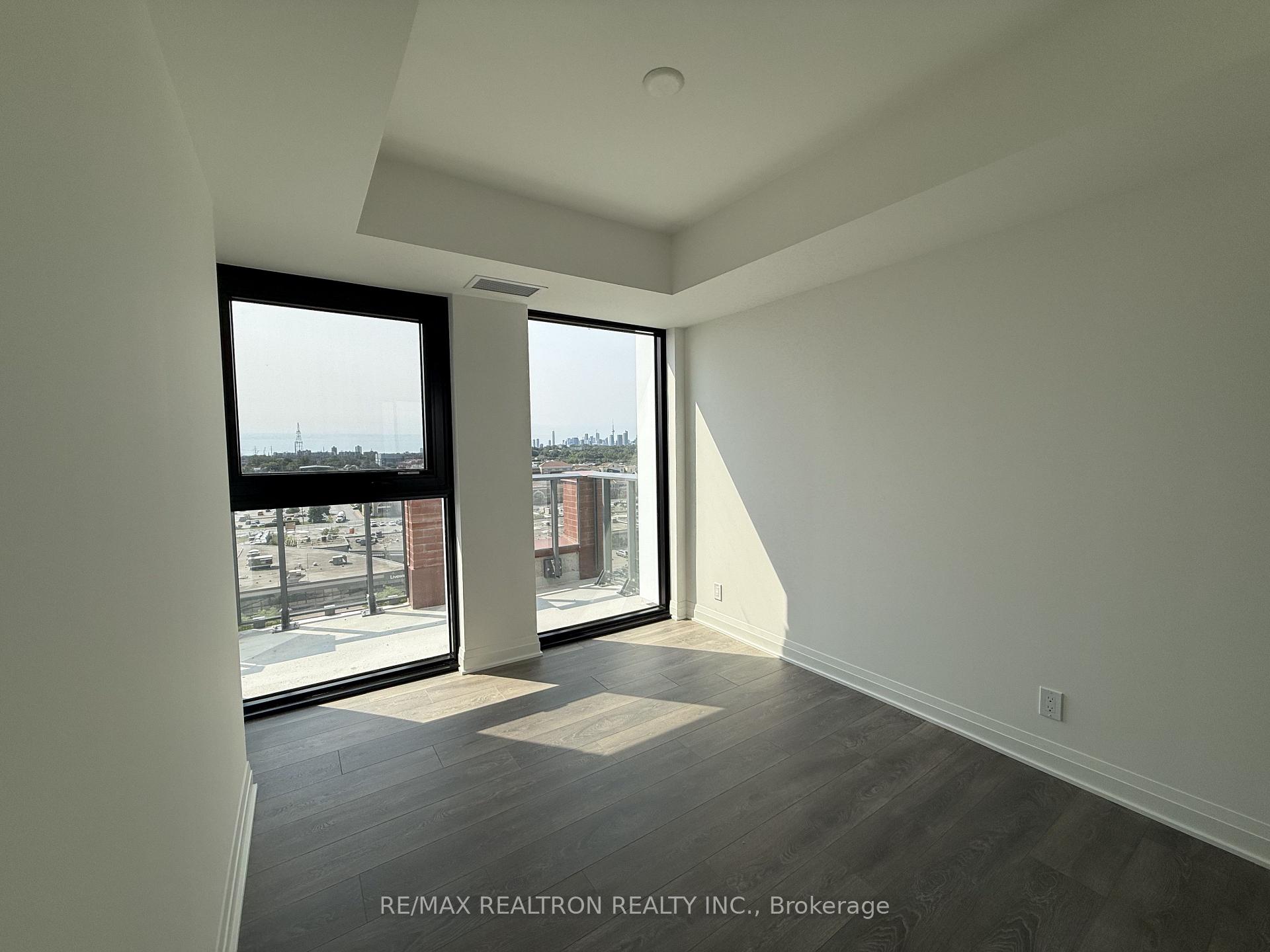 Photo 9 of Unit 910, 25 Frederick Todd Way, Toronto, Thorncliffe Park — HOMEH
