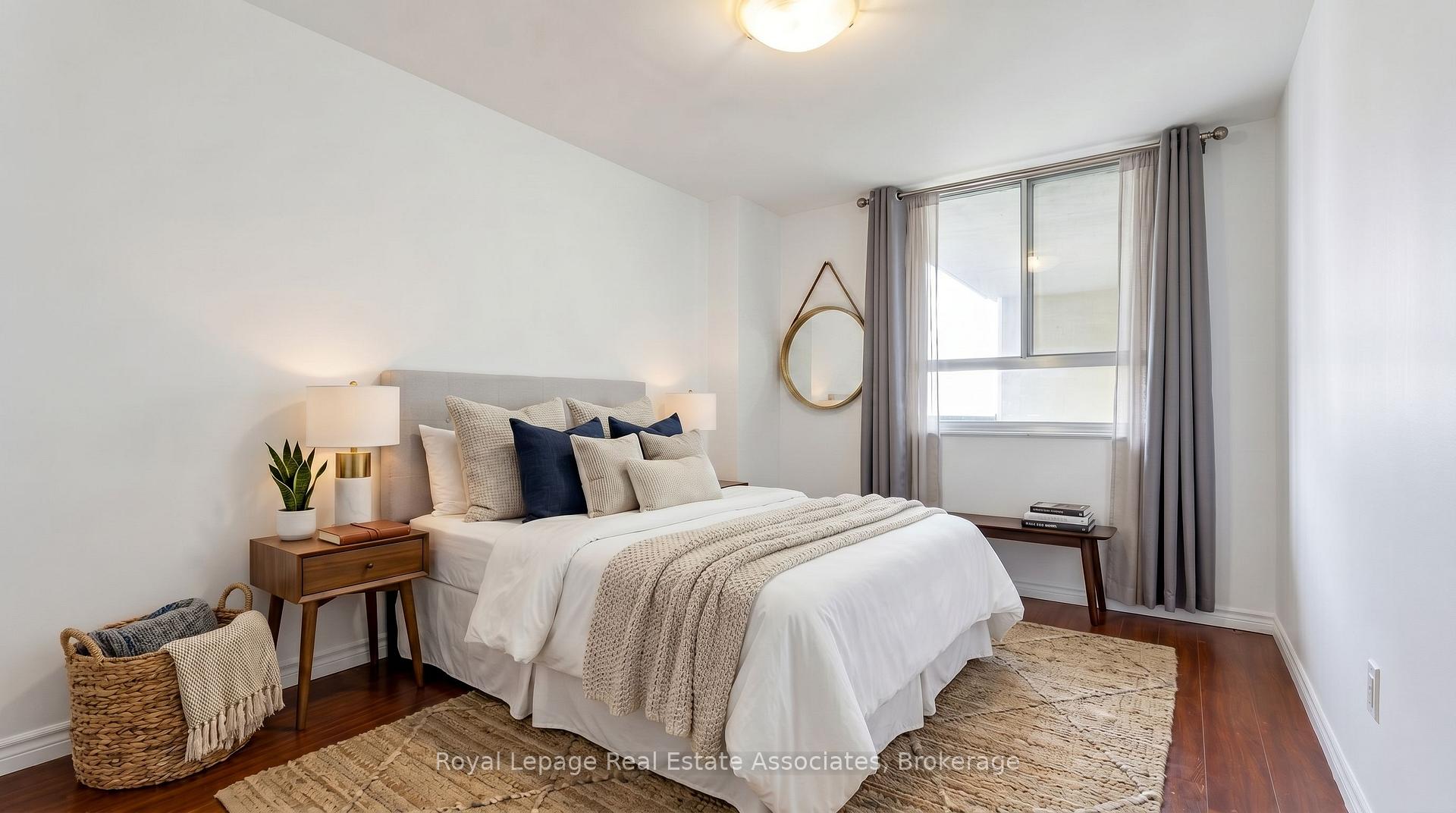 Photo 21 of Unit 1710, 5 Massey Square, Toronto, Crescent Town — HOMEH