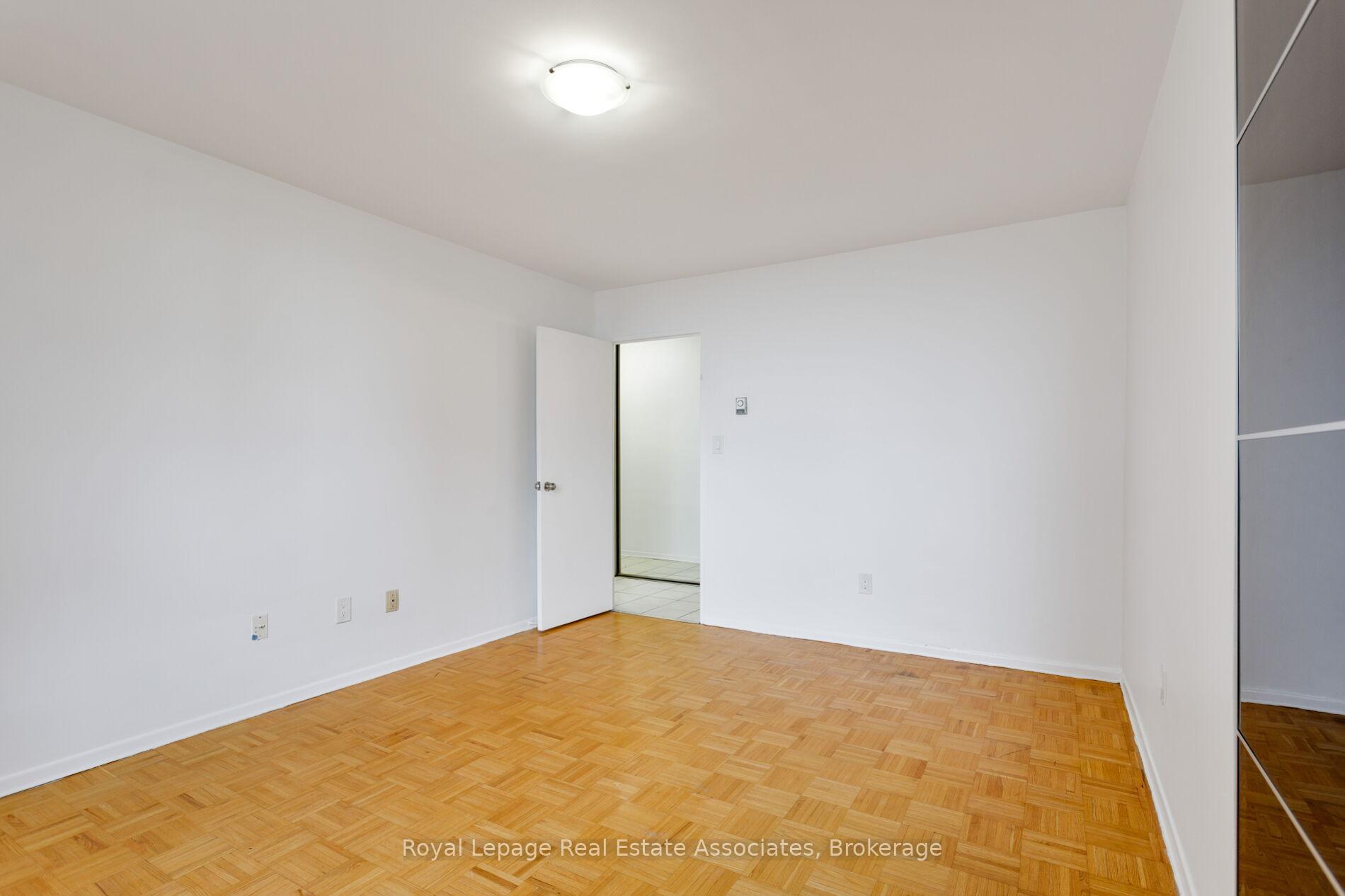 Photo 25 of Unit 1710, 5 Massey Square, Toronto, Crescent Town — HOMEH