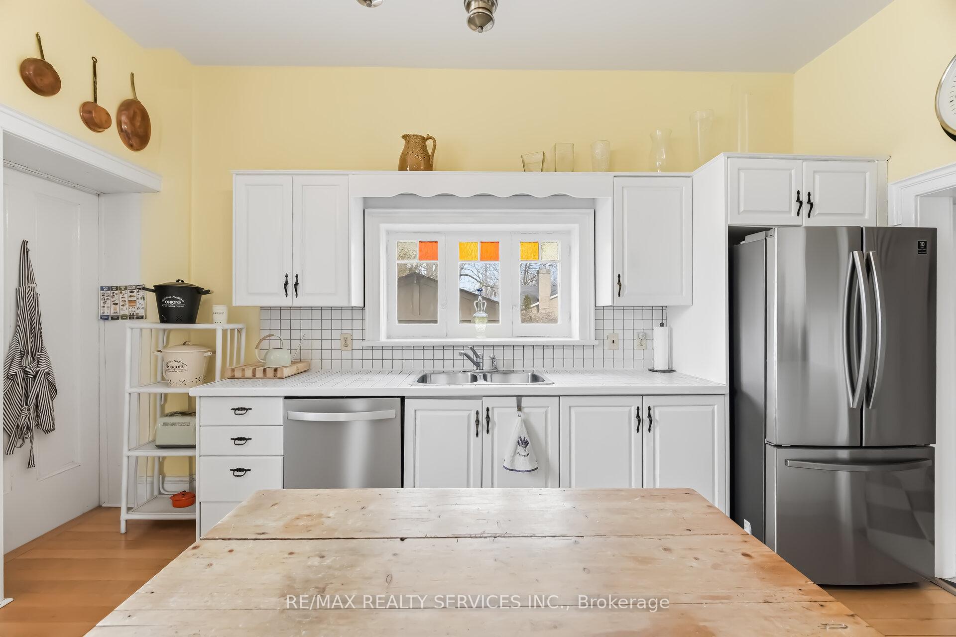 Photo 10 of 50 Havelock Street, Cobourg — HOMEH