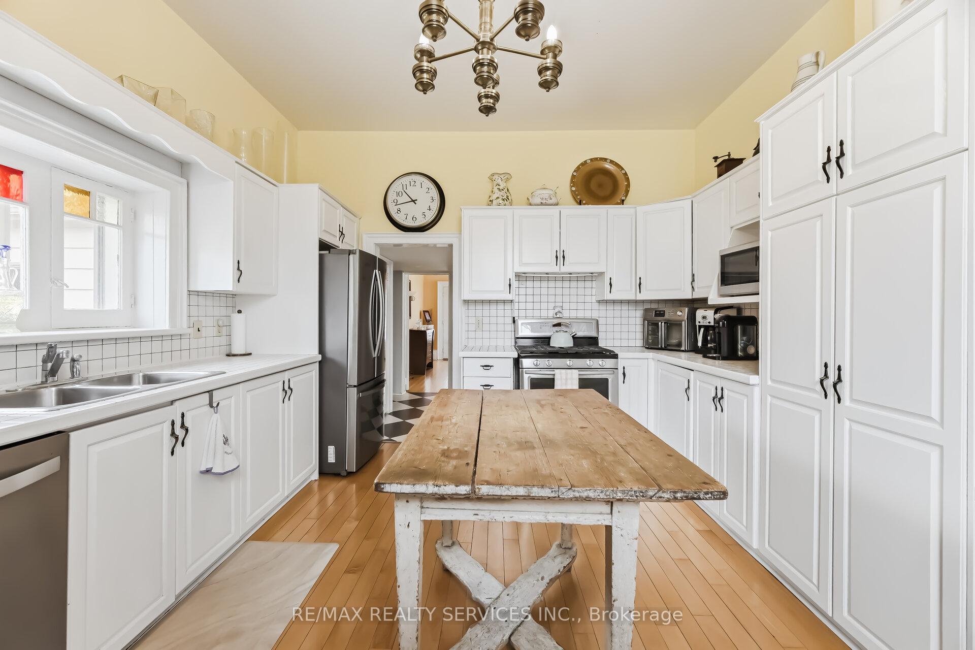 Photo 12 of 50 Havelock Street, Cobourg — HOMEH