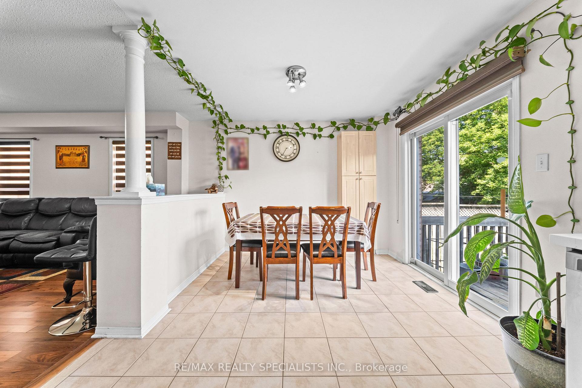 Photo 16 of 65 Ozner Court, Brampton, Fletcher's Meadow — HOMEH