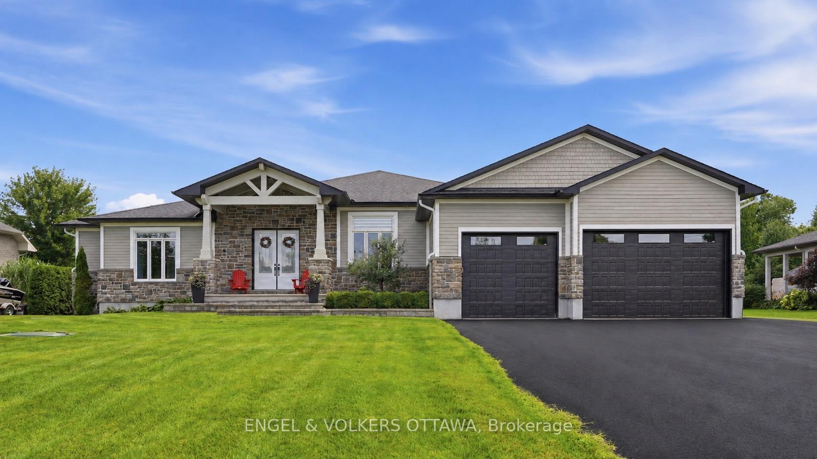 Photo 1 of 1914 Cedarlakes Way, Ottawa, Greely — HOMEH