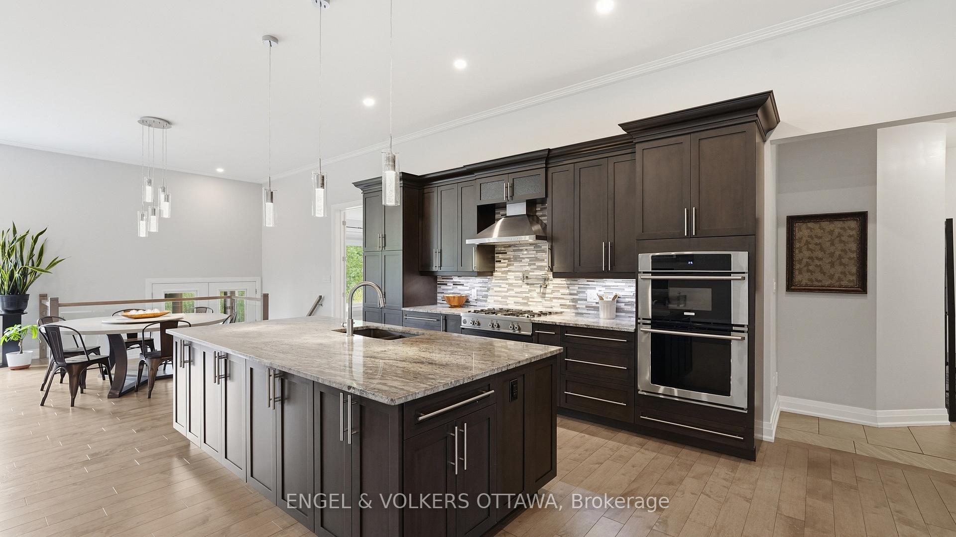 Photo 10 of 1914 Cedarlakes Way, Ottawa, Greely — HOMEH