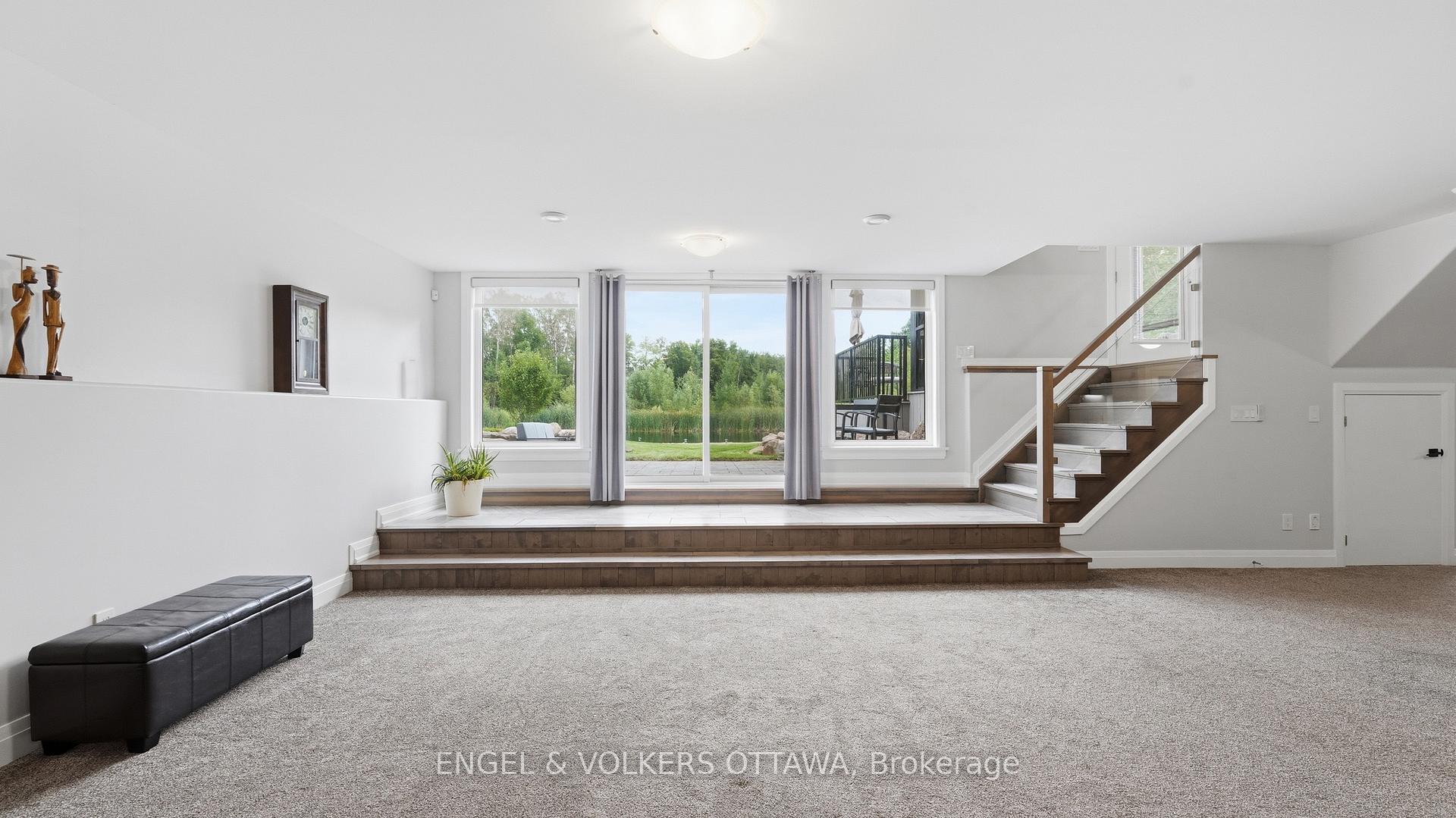 Photo 26 of 1914 Cedarlakes Way, Ottawa, Greely — HOMEH
