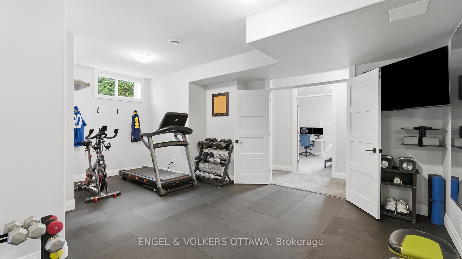 Photo 32 of 1914 Cedarlakes Way, Ottawa, Greely — HOMEH