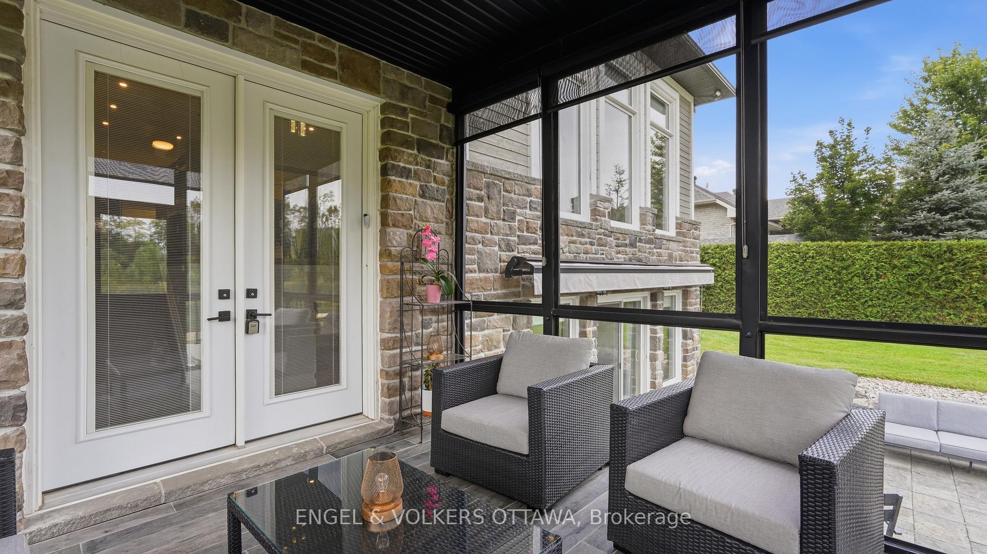 Photo 36 of 1914 Cedarlakes Way, Ottawa, Greely — HOMEH