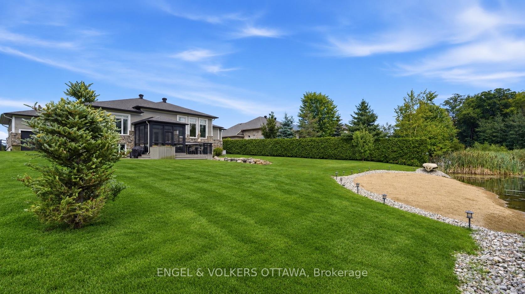 Photo 40 of 1914 Cedarlakes Way, Ottawa, Greely — HOMEH