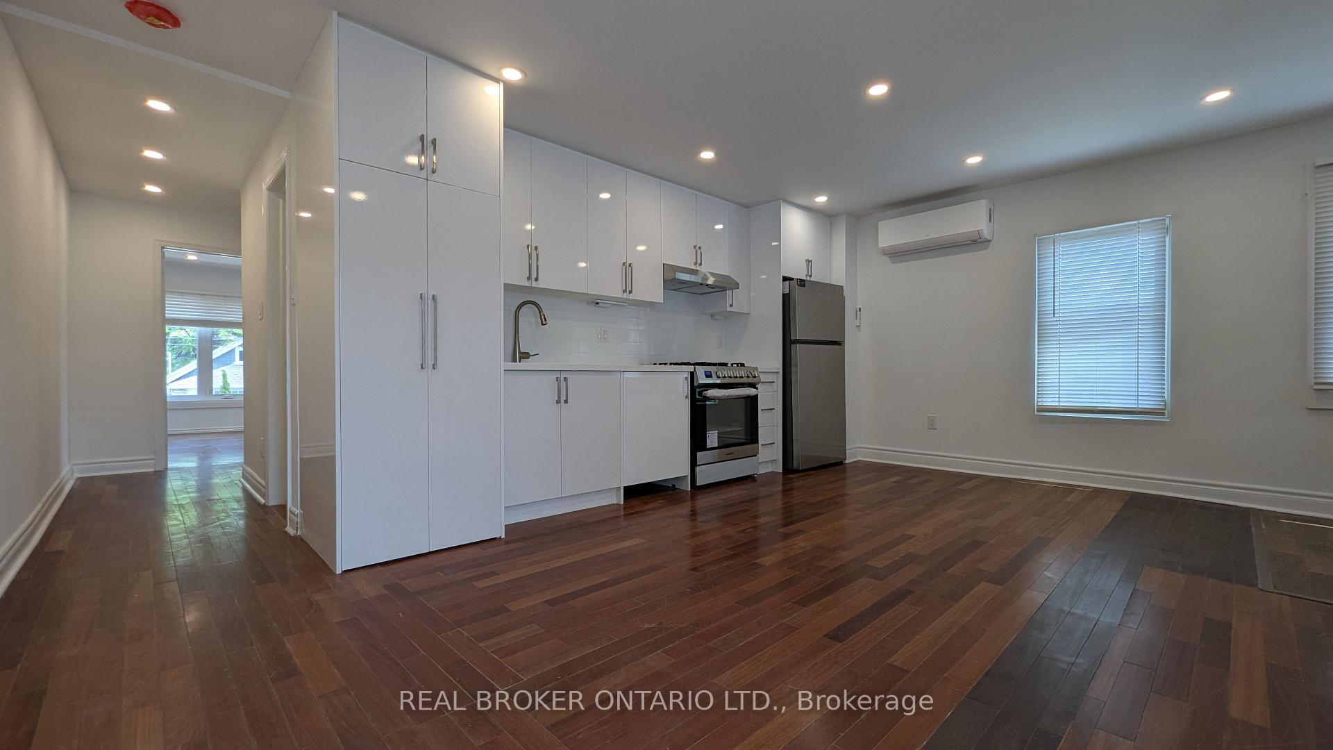 Front of Unit Unit #3, 1150 Woodbine Avenue