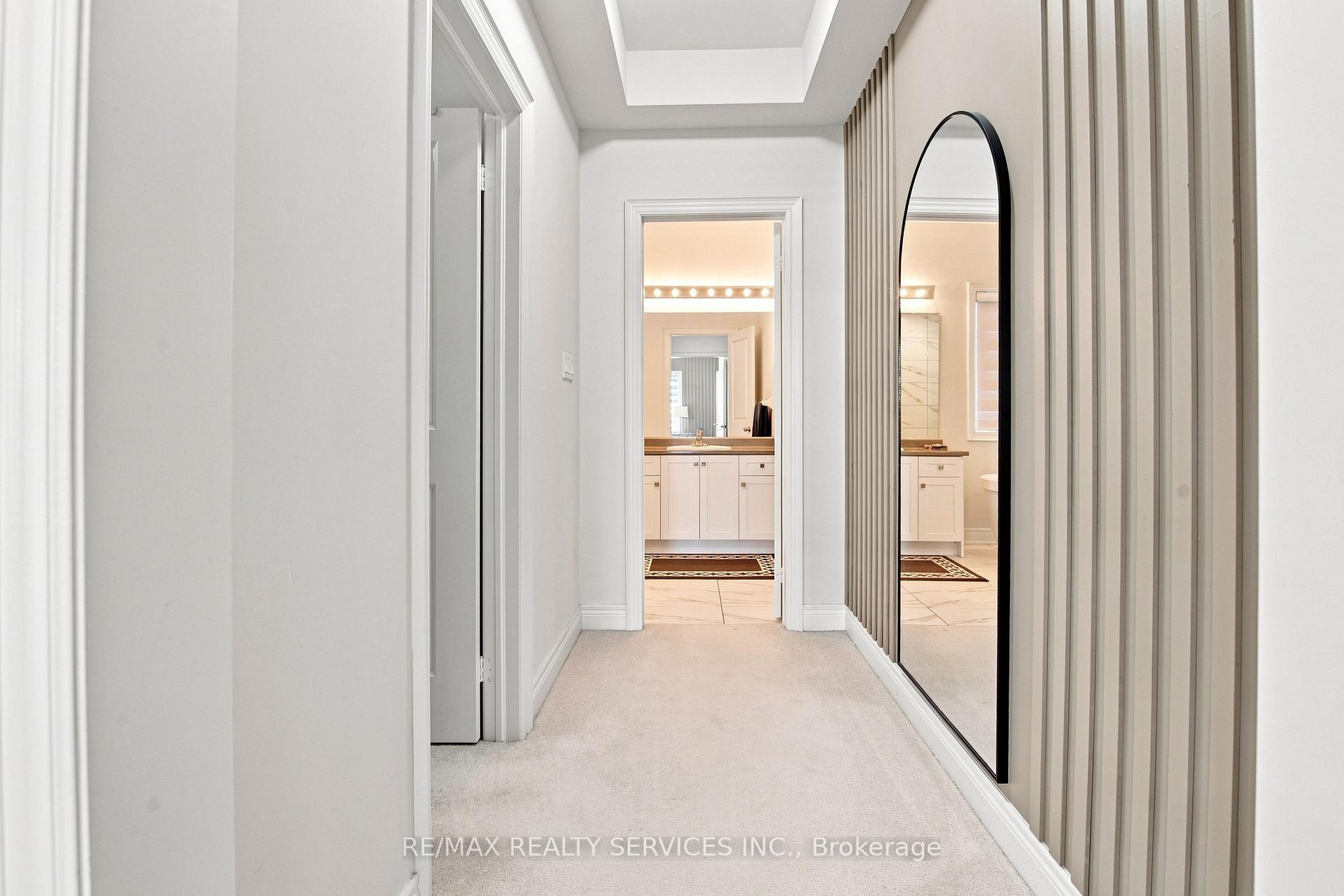 Photo 36 of 194 Coldwell Bay Circle, Vaughan, Kleinburg — HOMEH