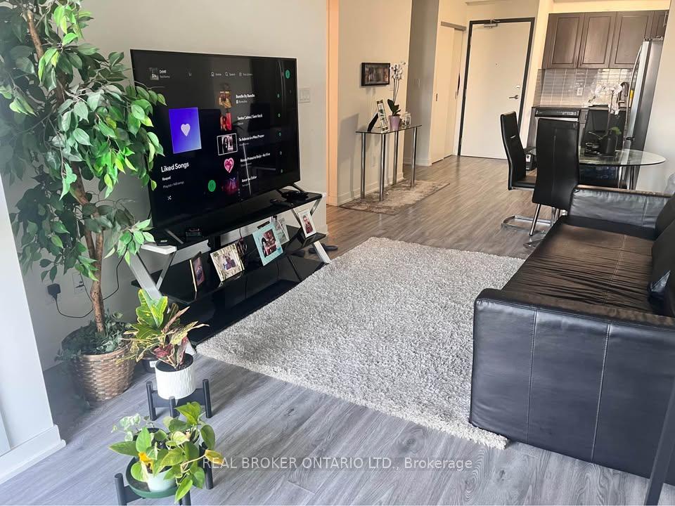 Photo 3 of Unit 1101, 128 King Street, Waterloo, Downtown Waterloo — HOMEH