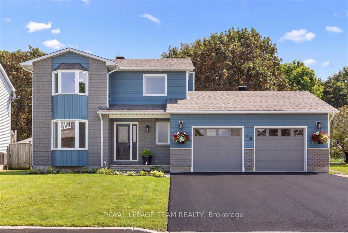 Photo 2 of 38 Patterson Crescent, Carleton Place, Carleton Place — HOMEH