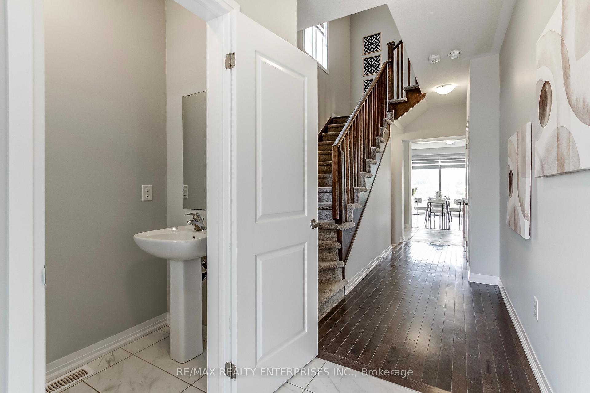 Photo 11 of 113 Leslie Davis Street, North Dumfries, Ayr — HOMEH