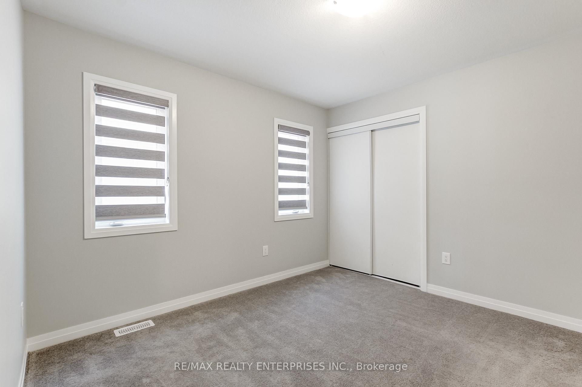 Photo 26 of 113 Leslie Davis Street, North Dumfries, Ayr — HOMEH