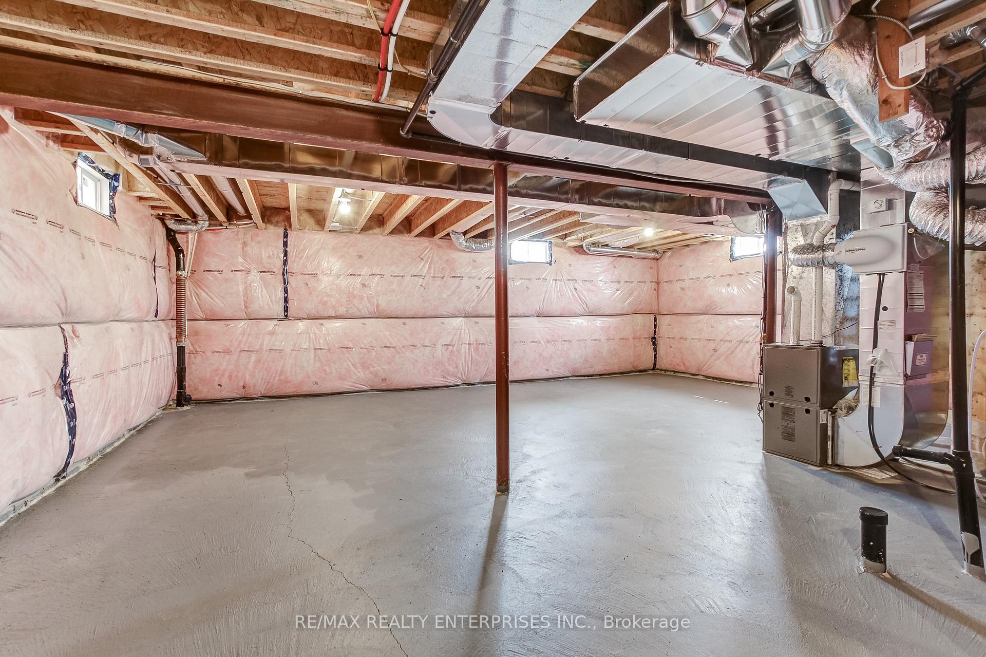 Photo 31 of 113 Leslie Davis Street, North Dumfries, Ayr — HOMEH