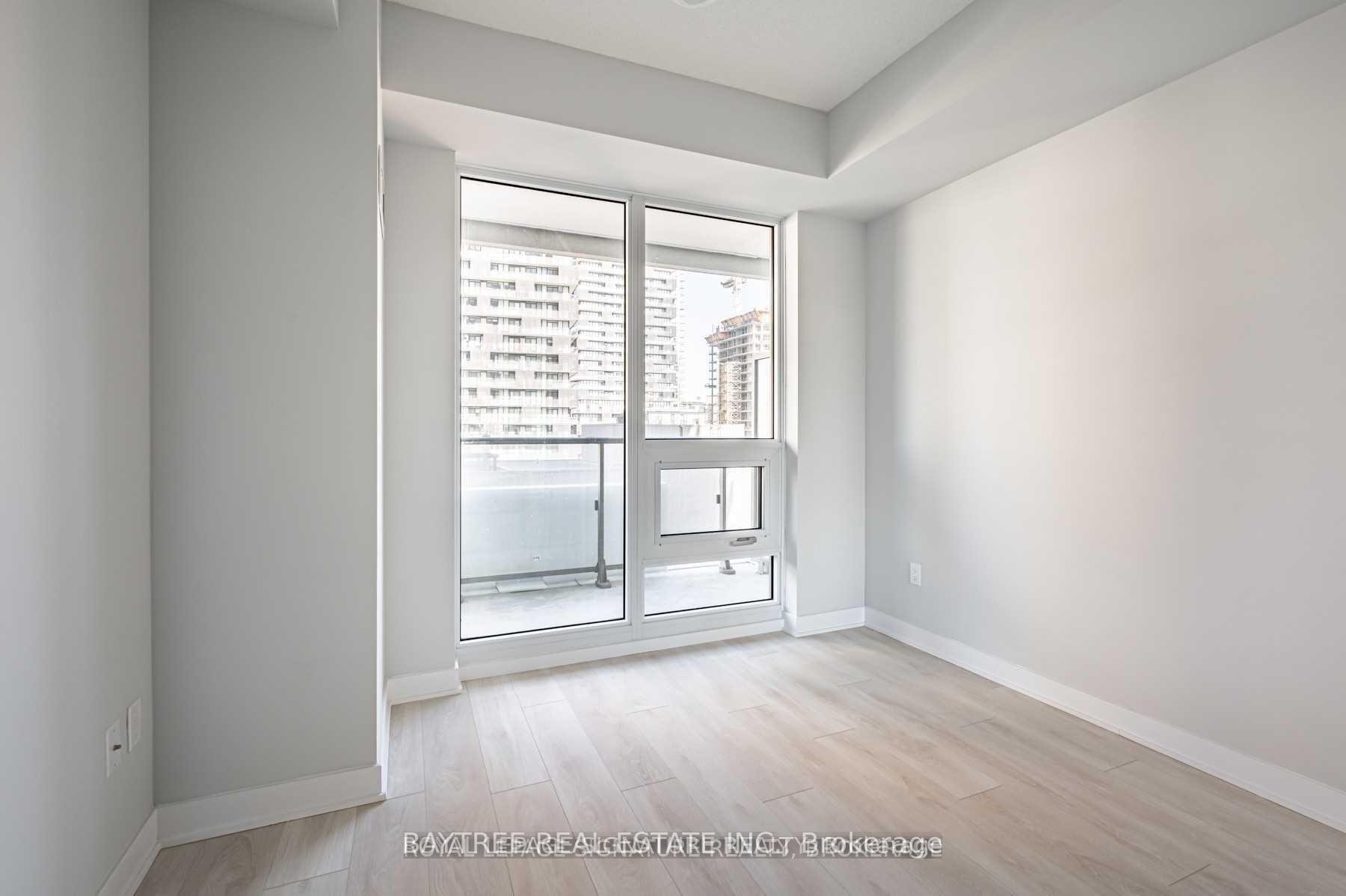 Photo 11 of Unit 2710, 2221 Yonge Street, Toronto, Mount Pleasant West — HOMEH