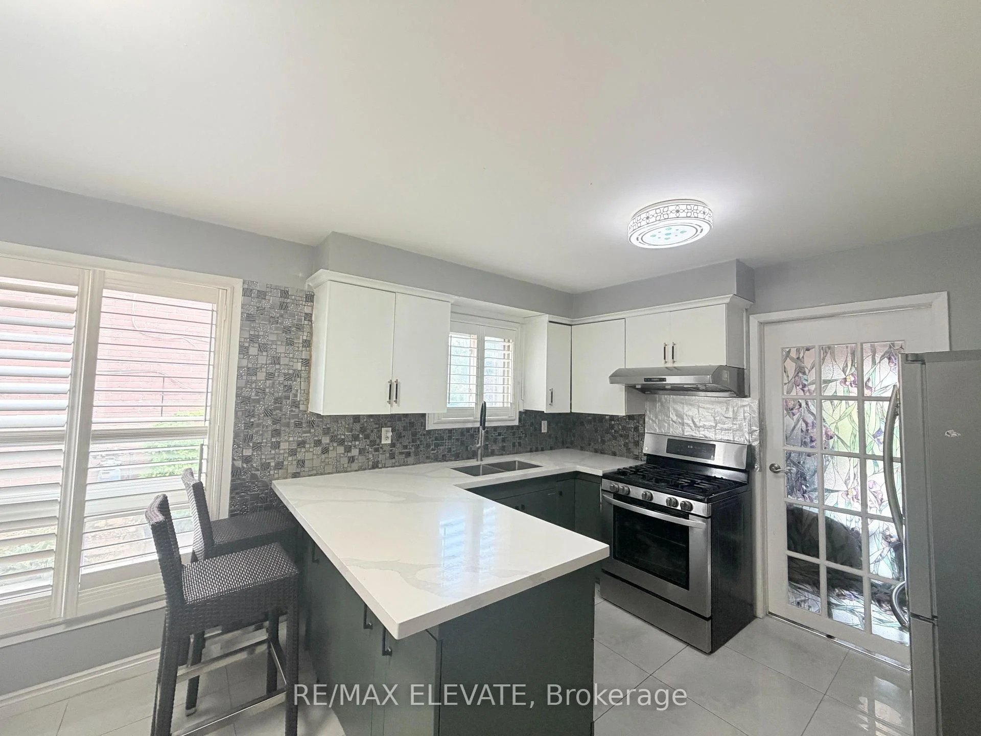 Photo 15 of 248 Woodhall Road, Markham, Milliken Mills East — HOMEH