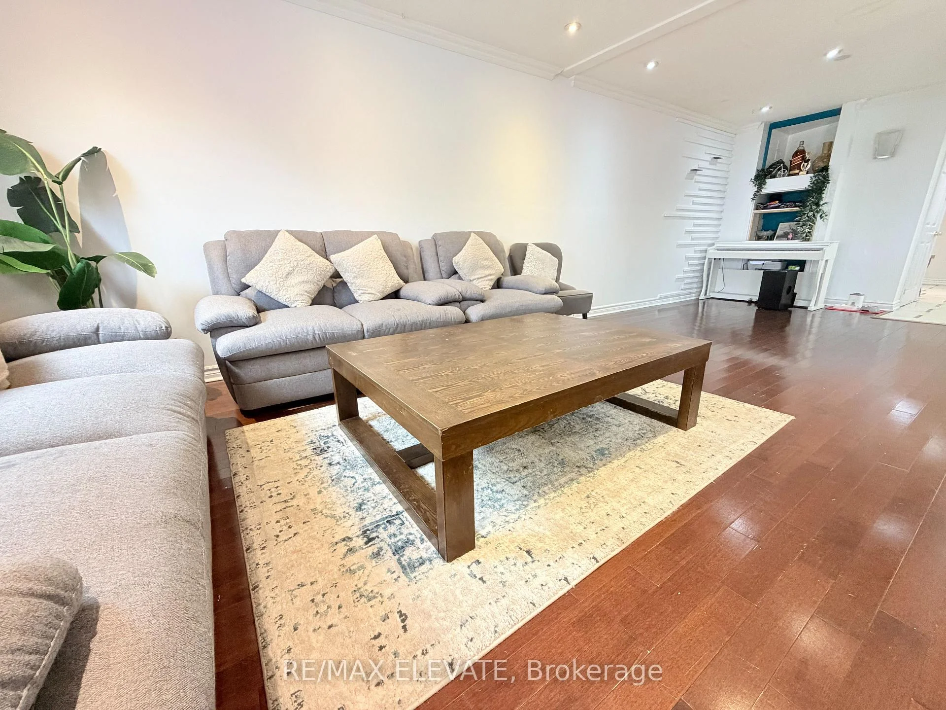 Photo 22 of 248 Woodhall Road, Markham, Milliken Mills East — HOMEH