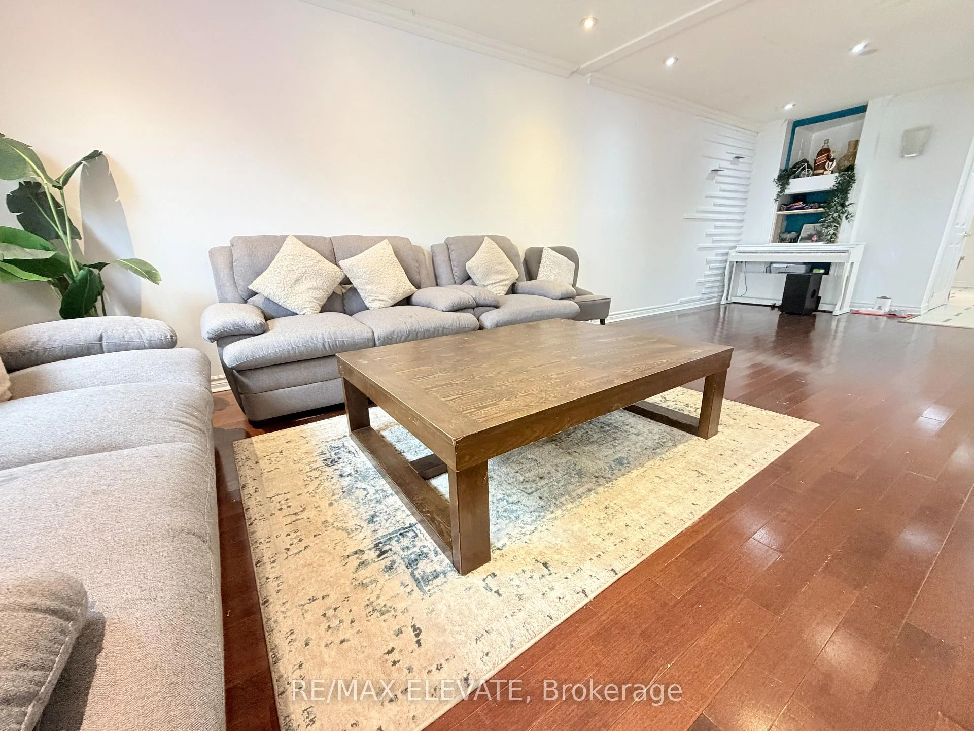 Photo 23 of 248 Woodhall Road, Markham, Milliken Mills East — HOMEH