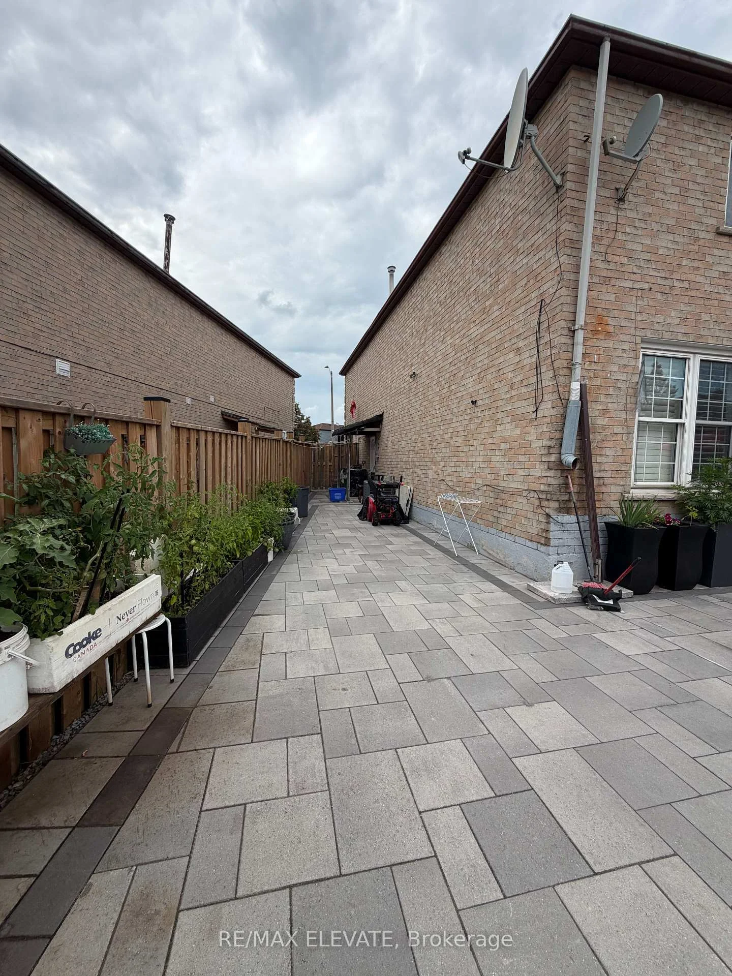 Photo 30 of 248 Woodhall Road, Markham, Milliken Mills East — HOMEH