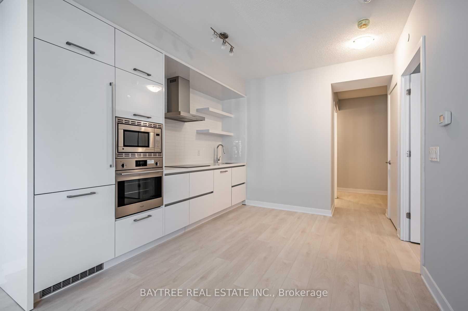 Photo 2 of Unit 310, 2221 Yonge Street, Toronto, Mount Pleasant West — HOMEH