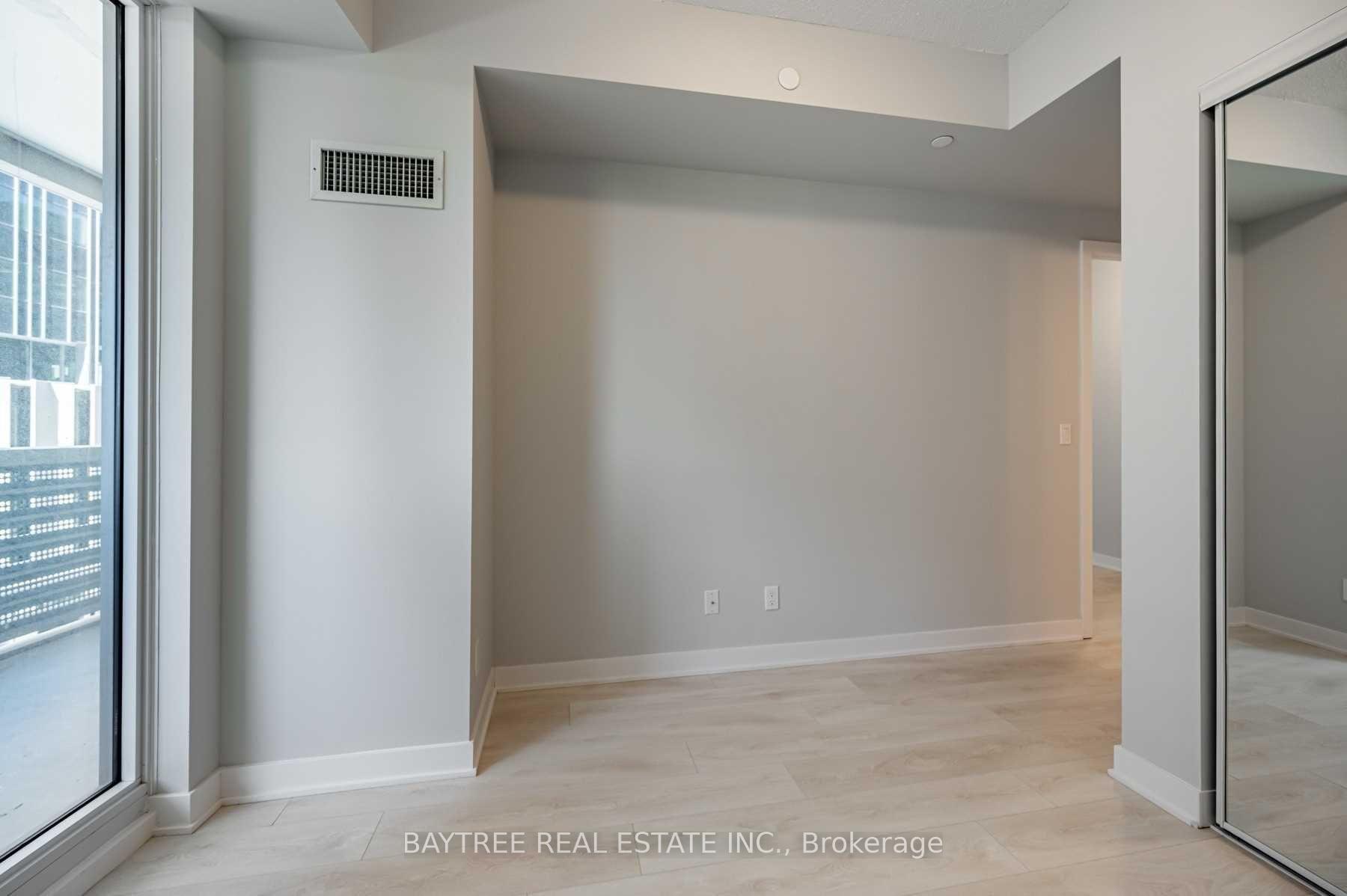 Photo 9 of Unit 310, 2221 Yonge Street, Toronto, Mount Pleasant West — HOMEH