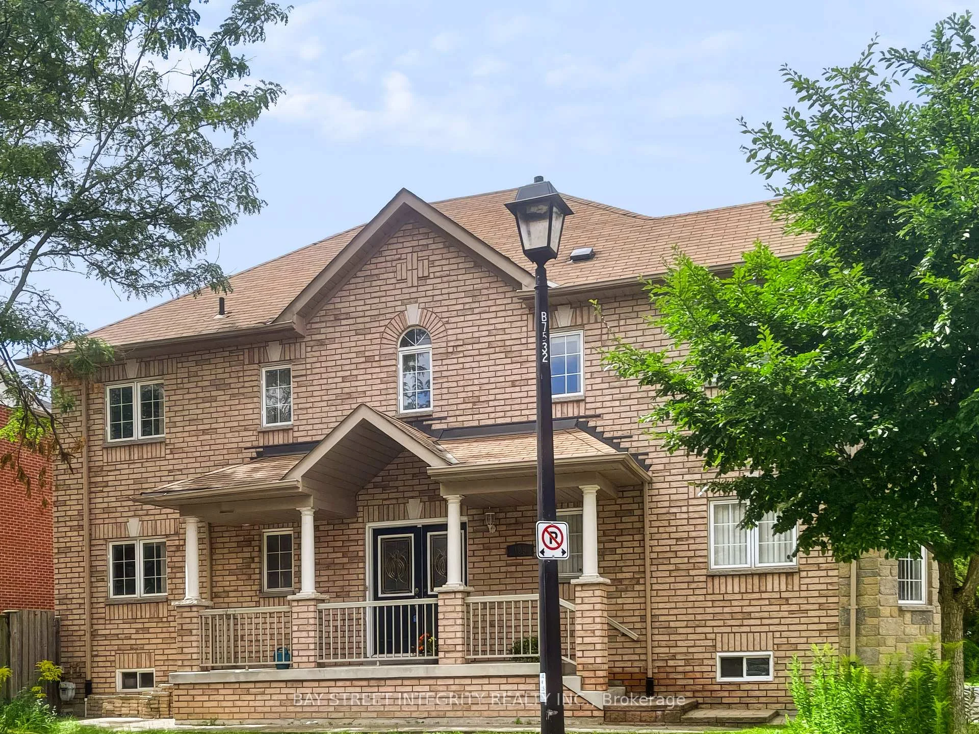Front of 198 Dean Burton Lane
