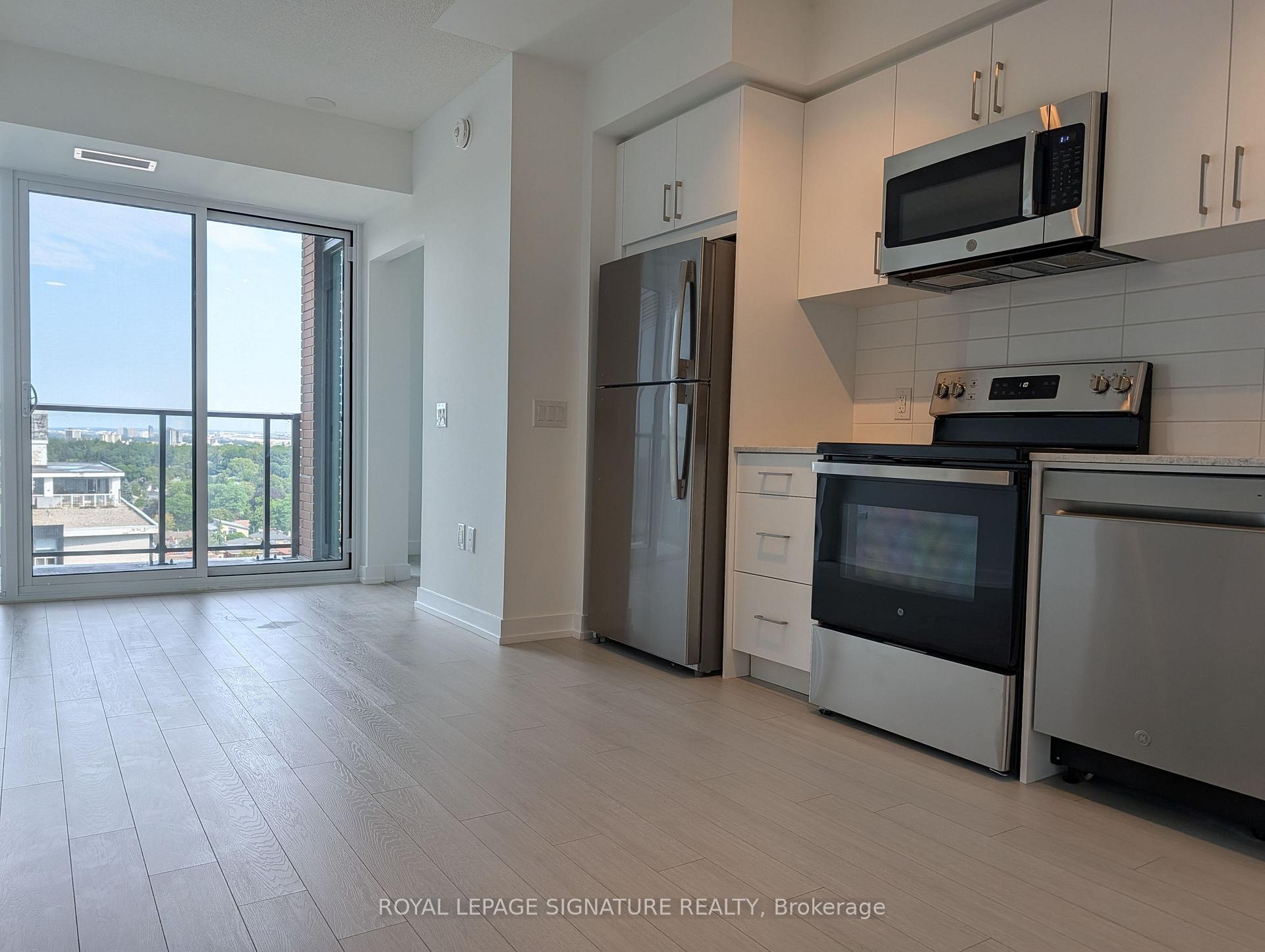 Photo 3 of Unit 1320, 4010 Eglinton Avenue, Etobicoke, Humber Heights — HOMEH