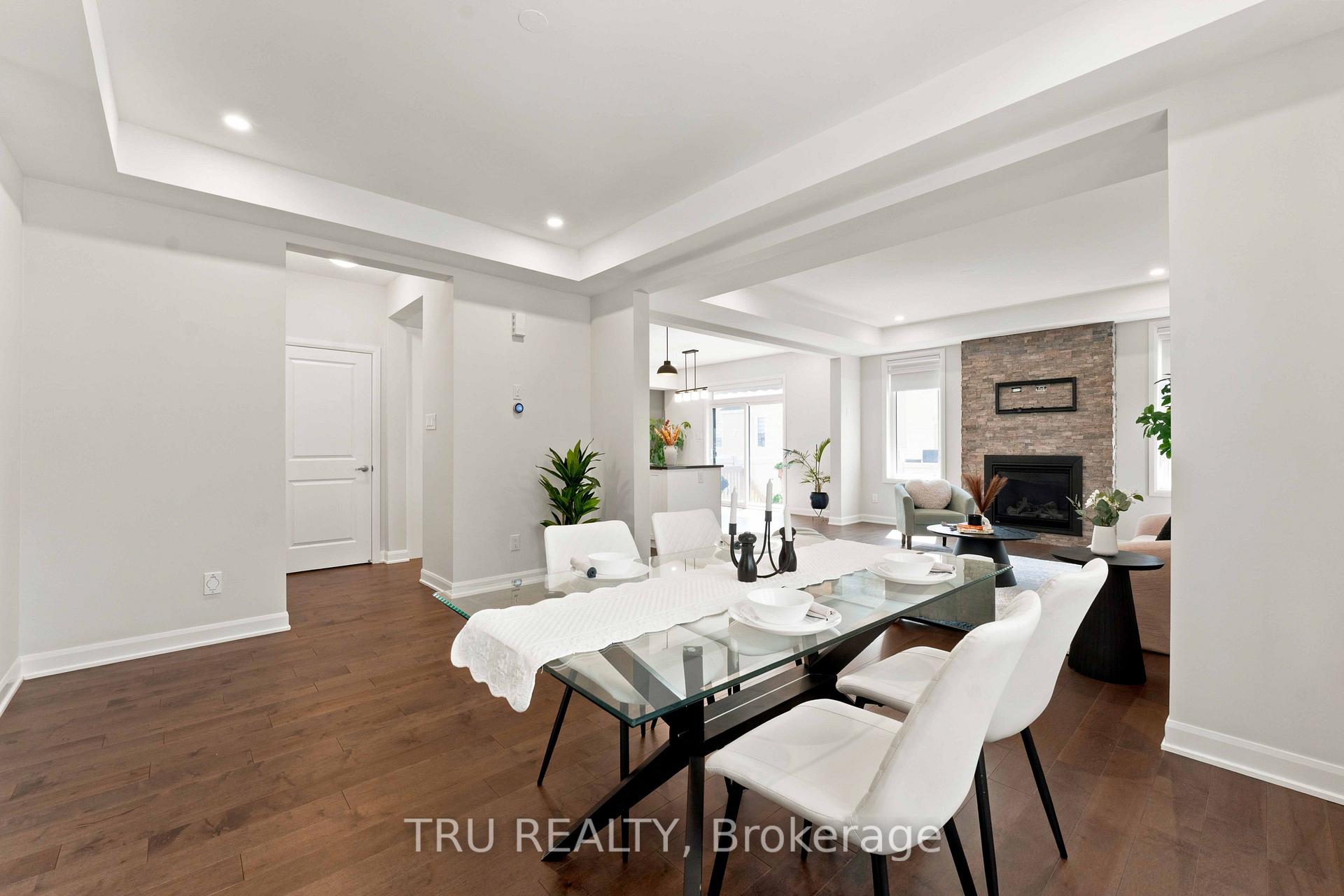 Photo 5 of 603 Winterset Road, Ottawa, Kanata - Kanata Lakes/Heritage Hills — HOMEH
