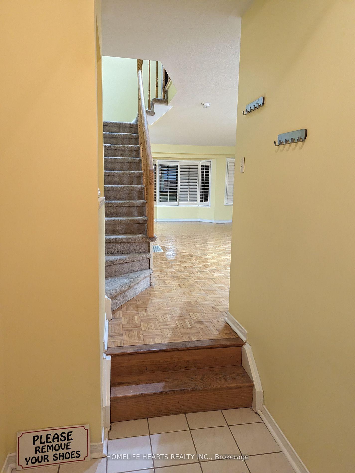 Photo 3 of Unit 192, 18 Clark Avenue W, Vaughan, Crestwood-Springfarm-Yorkhill — HOMEH
