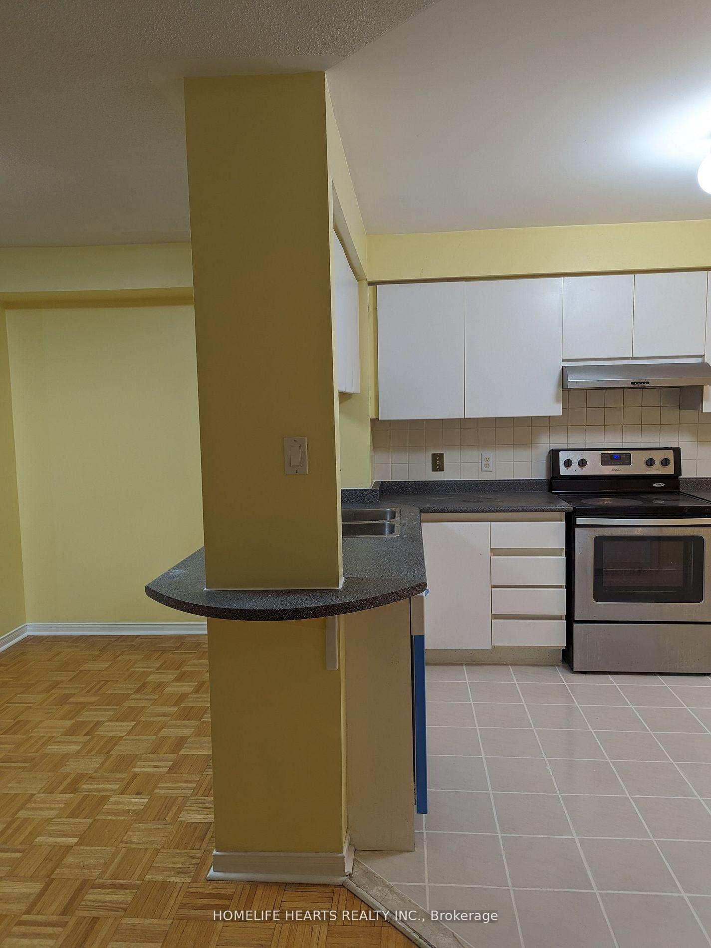 Photo 5 of Unit 192, 18 Clark Avenue W, Vaughan, Crestwood-Springfarm-Yorkhill — HOMEH