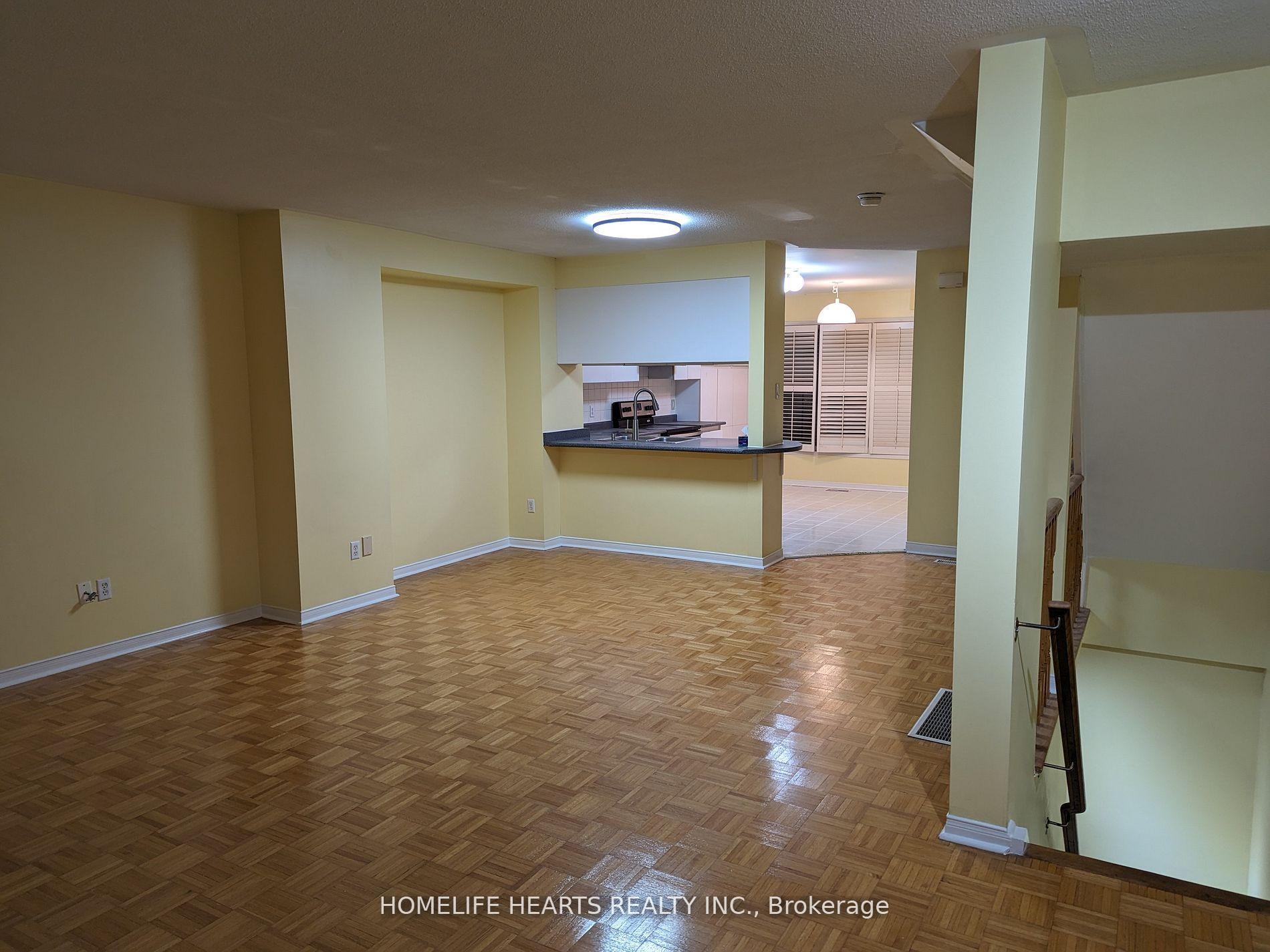 Photo 10 of Unit 192, 18 Clark Avenue W, Vaughan, Crestwood-Springfarm-Yorkhill — HOMEH