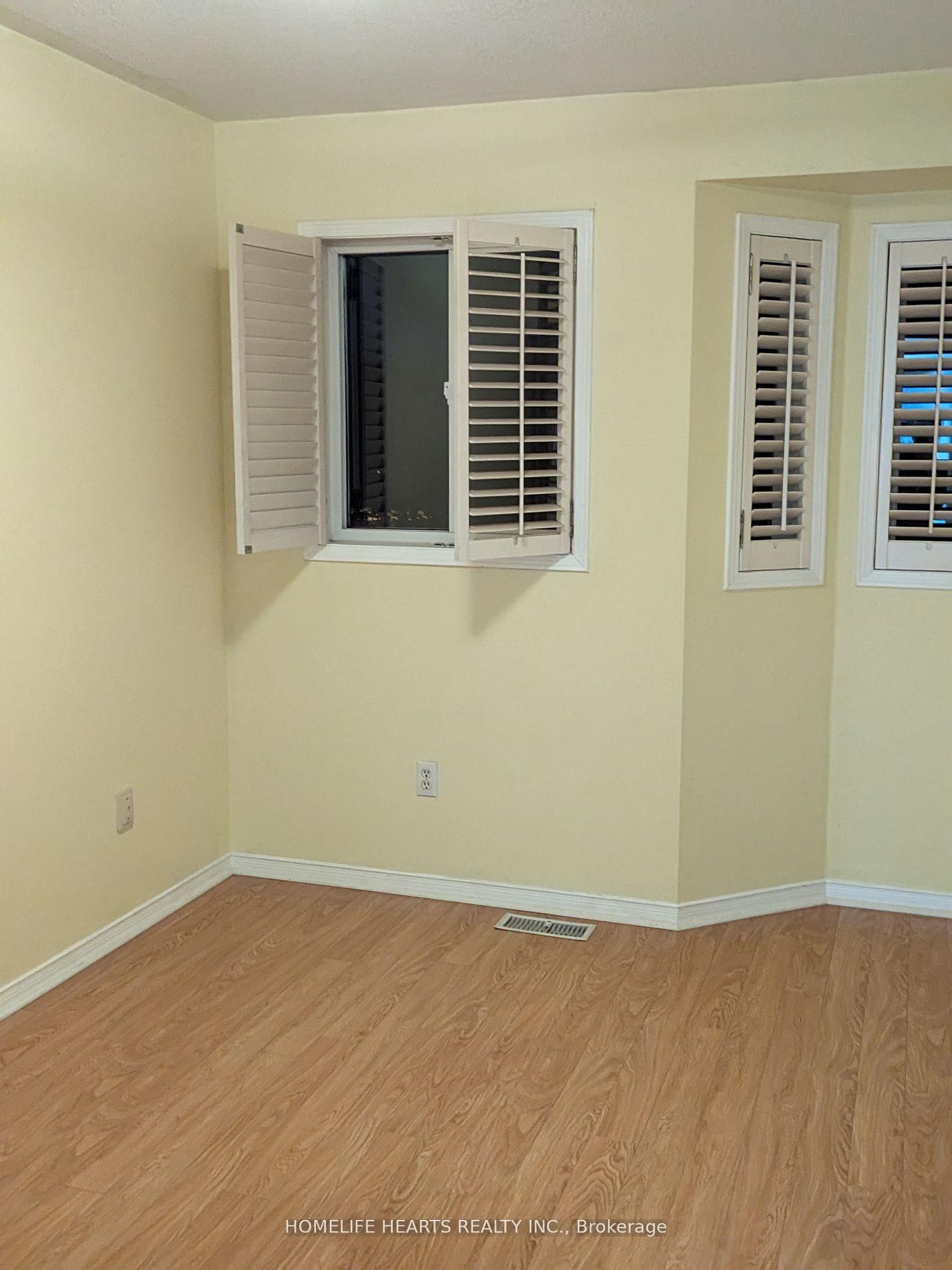Photo 18 of Unit 192, 18 Clark Avenue W, Vaughan, Crestwood-Springfarm-Yorkhill — HOMEH