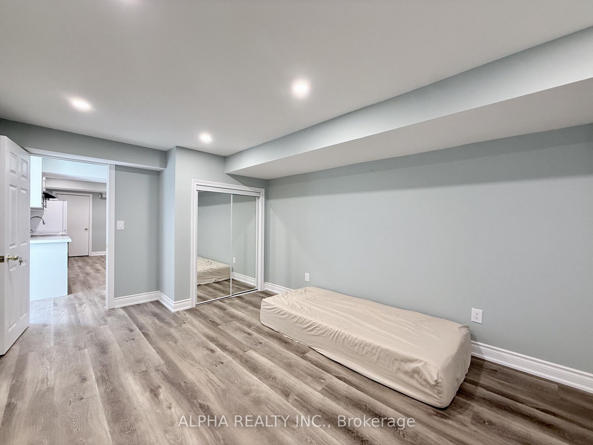 Photo 7 of 159 Frank Endean Road W, Richmond Hill, Rouge Woods — HOMEH