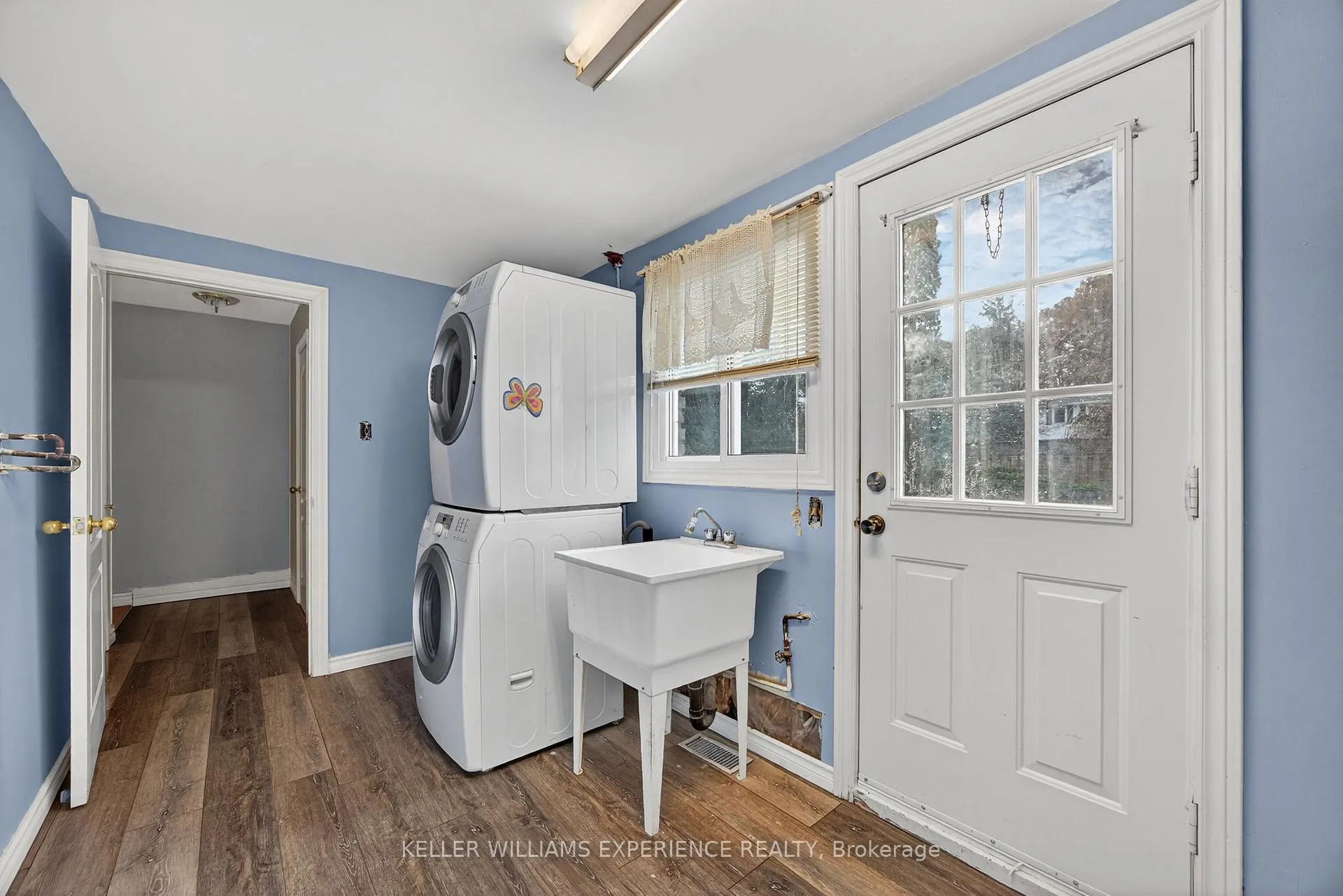 Photo 39 of 19 Debra Crescent, Barrie, Allandale Heights — HOMEH