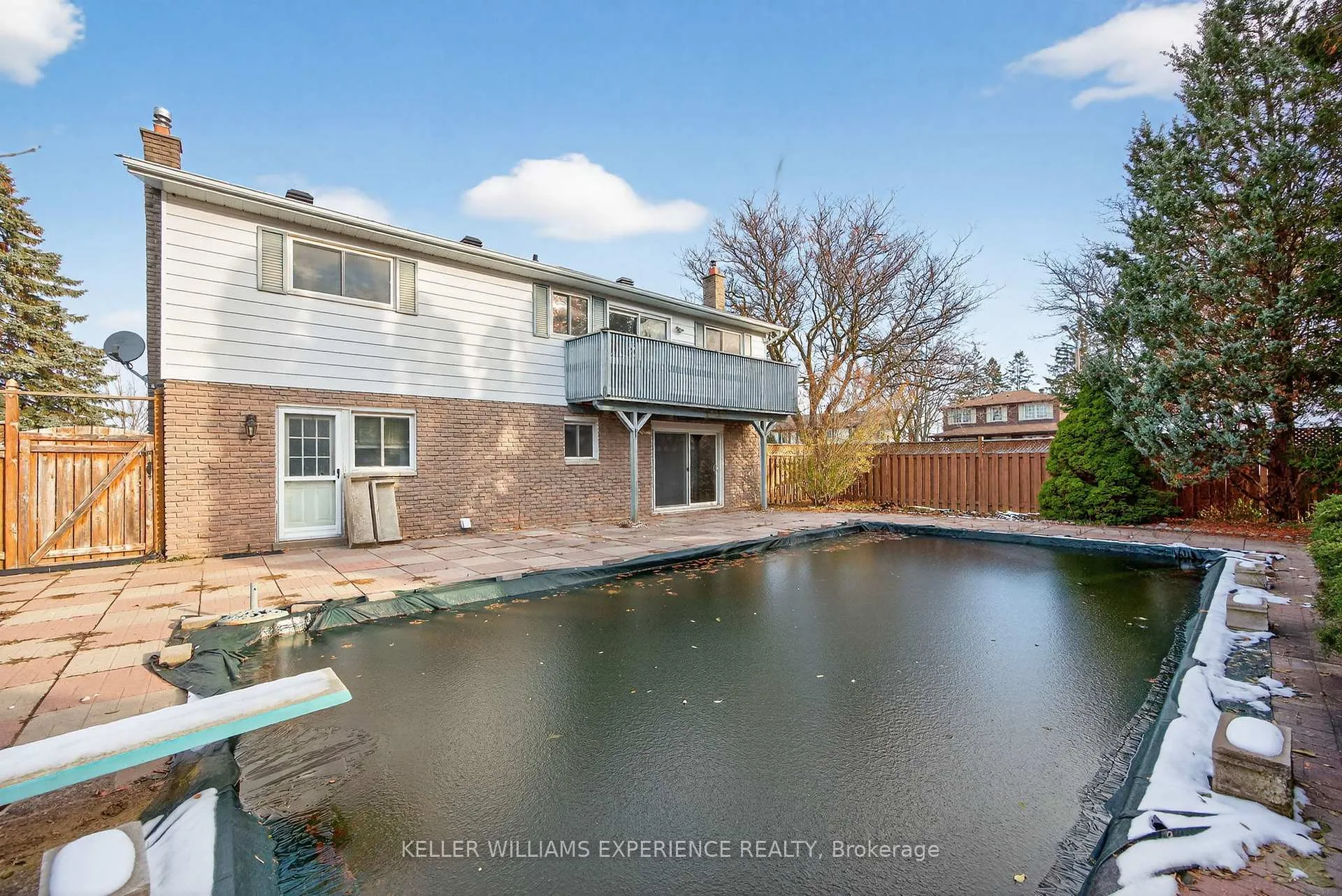 Photo 49 of 19 Debra Crescent, Barrie, Allandale Heights — HOMEH