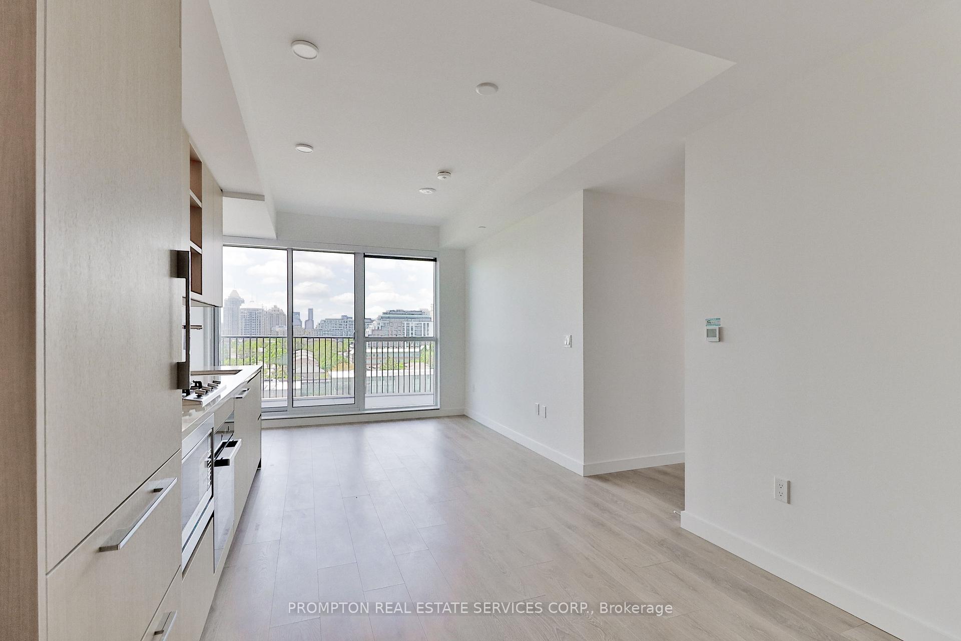 Photo 9 of Unit 1502, 75 Billes Heights, North York, Bayview Village — HOMEH